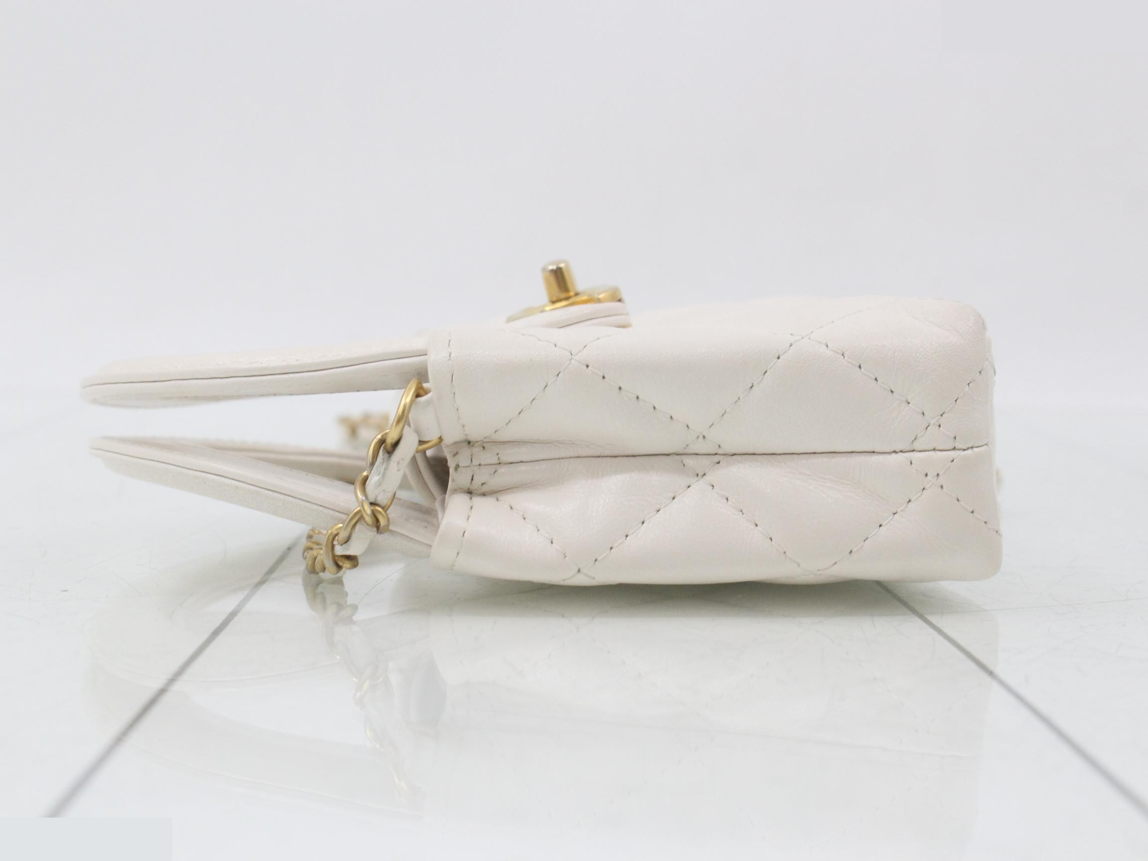 Matelassé handbag / chain shoulder bag (2-way) — view 4