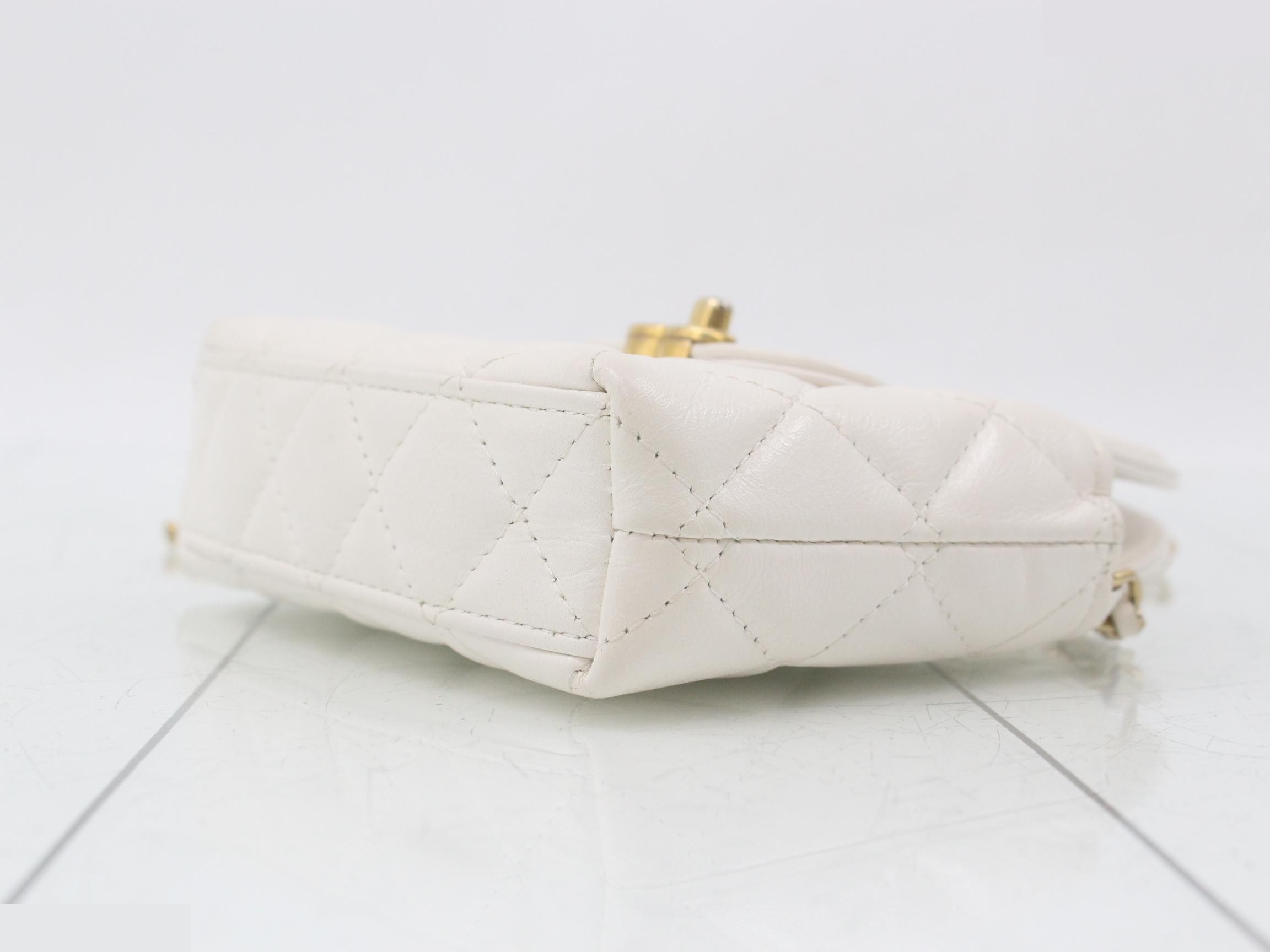 Matelassé handbag / chain shoulder bag (2-way) — view 6