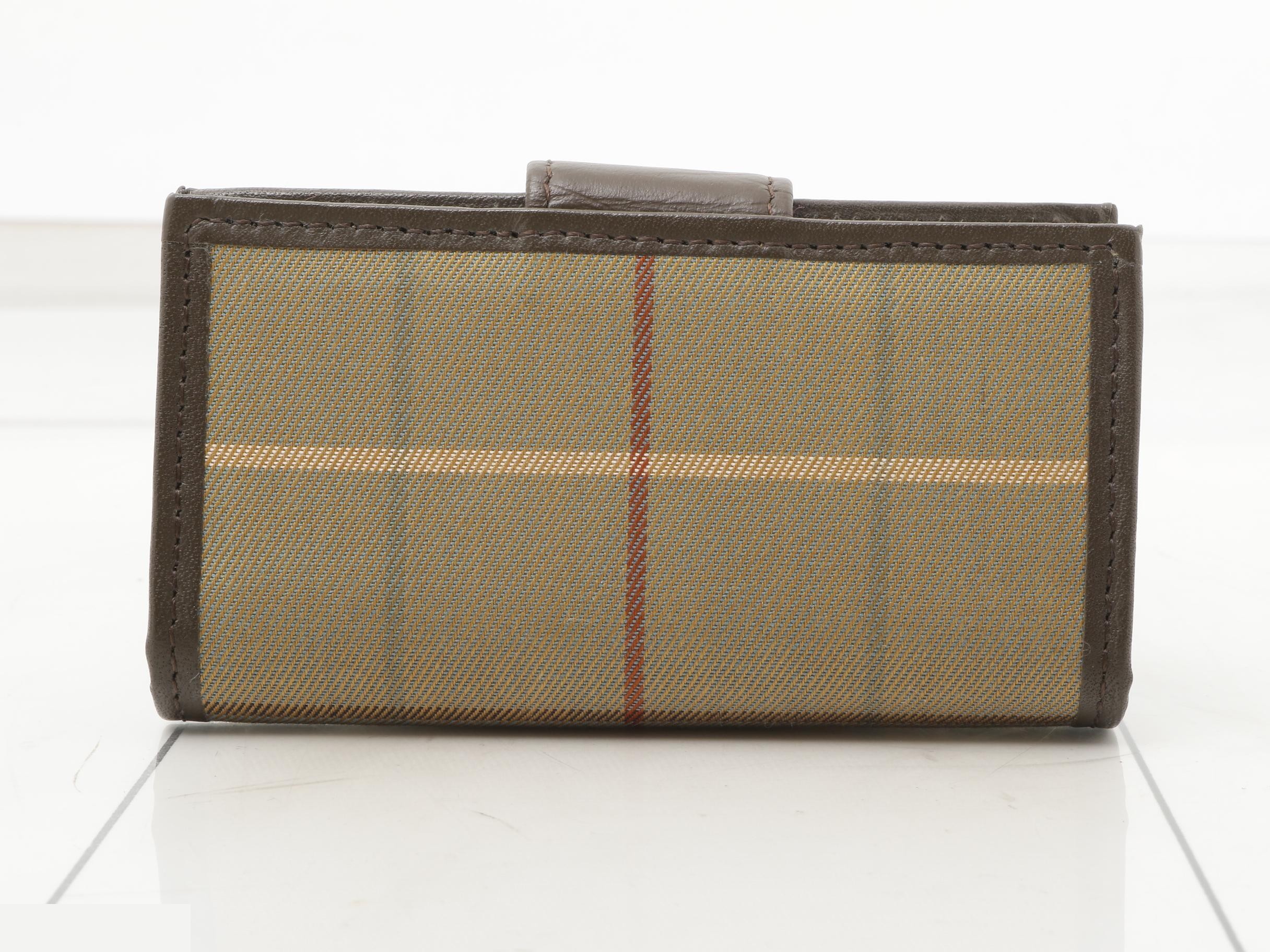 Four-ring key case, Nova Check canvas and leather, brown. — view 2