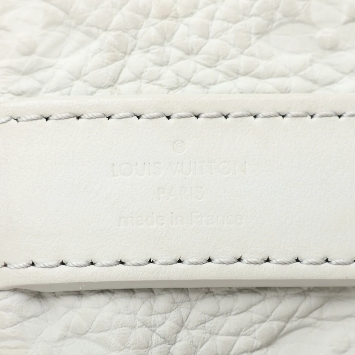 Taurillon Monogram Keepall Bandoulière 25 M23163, serial number unknown, gray. — view 10
