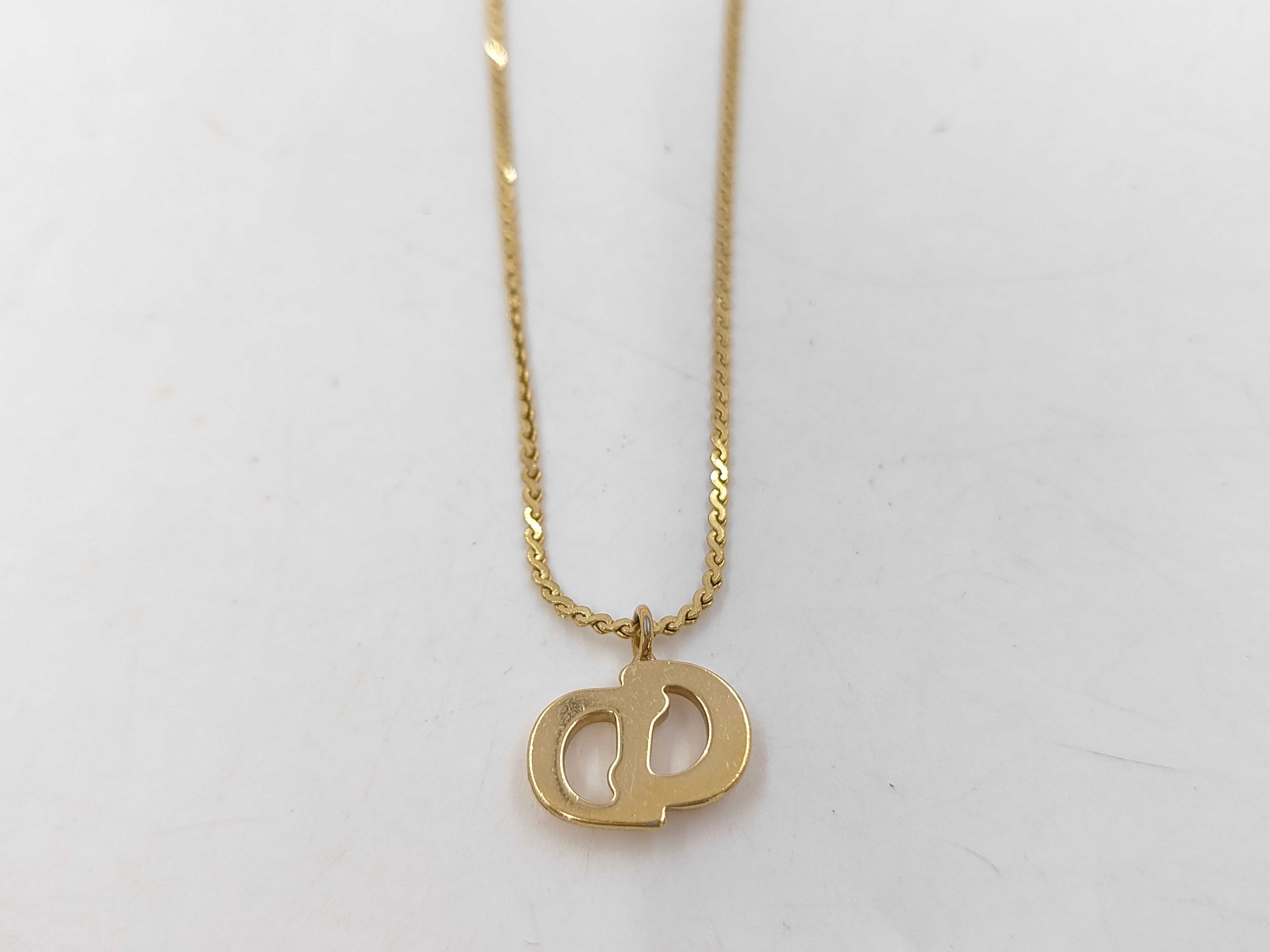 necklace — view 4
