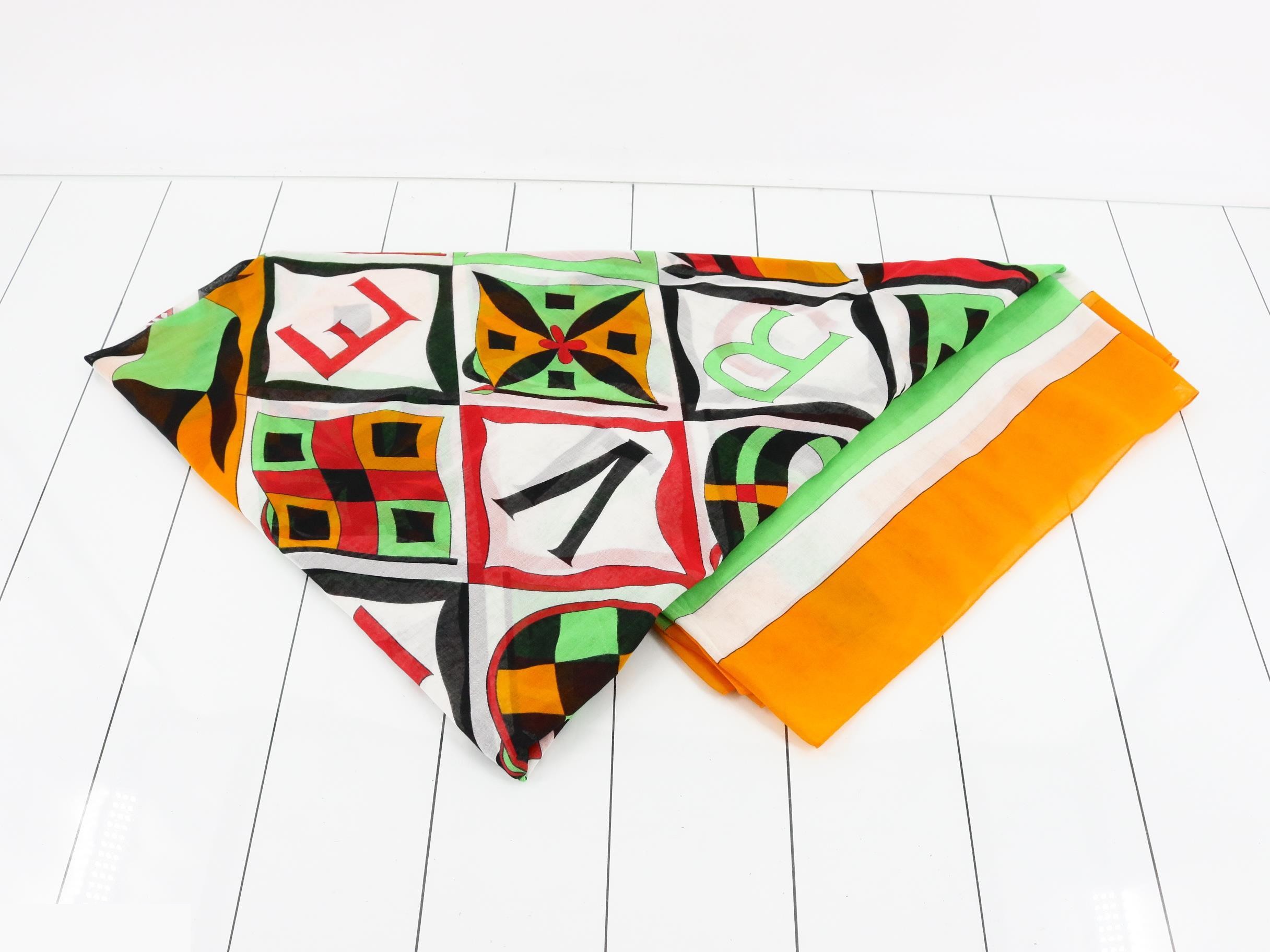 Large scarf — view 3