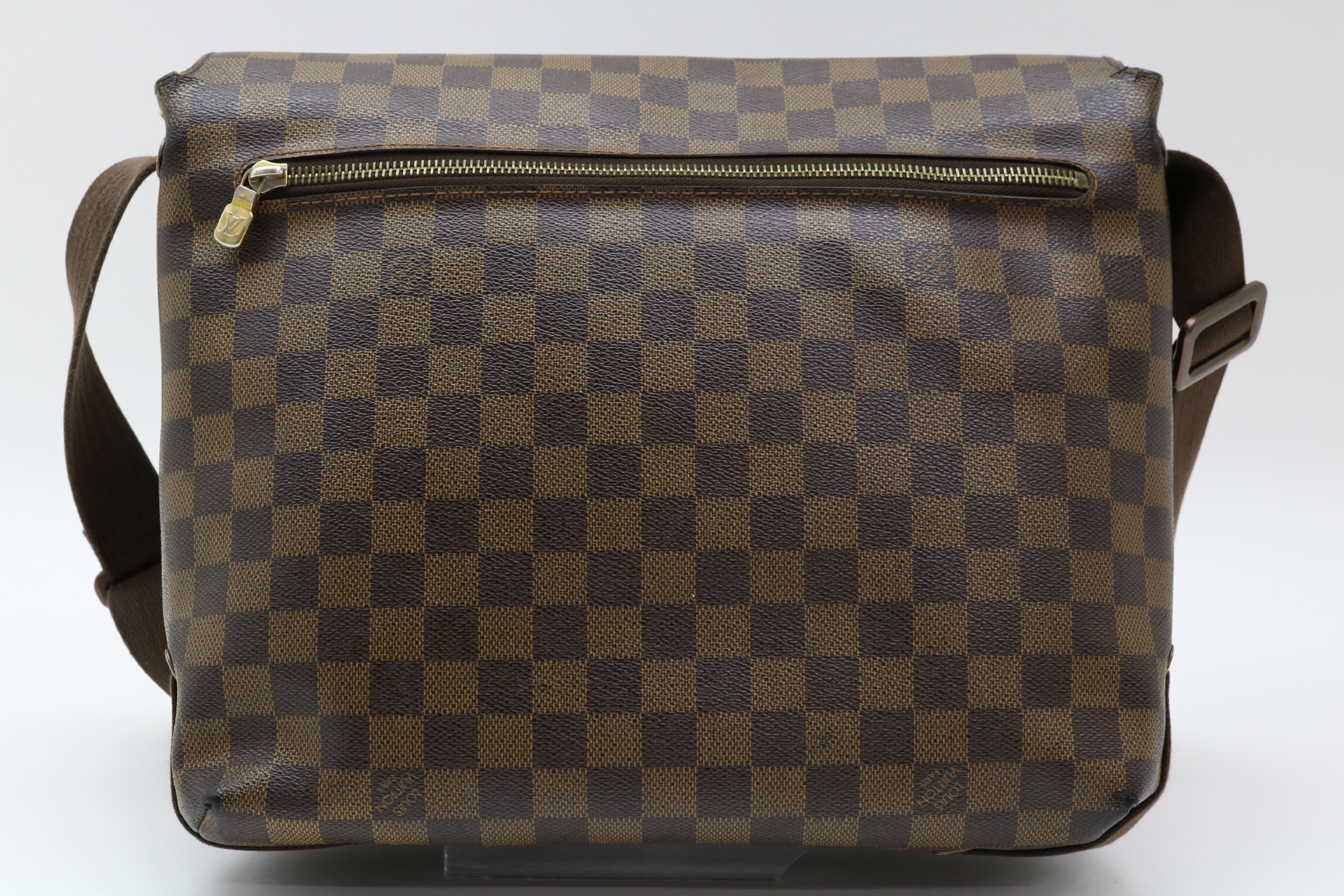 Damier Brooklyn MM Shoulder Bag — view 2