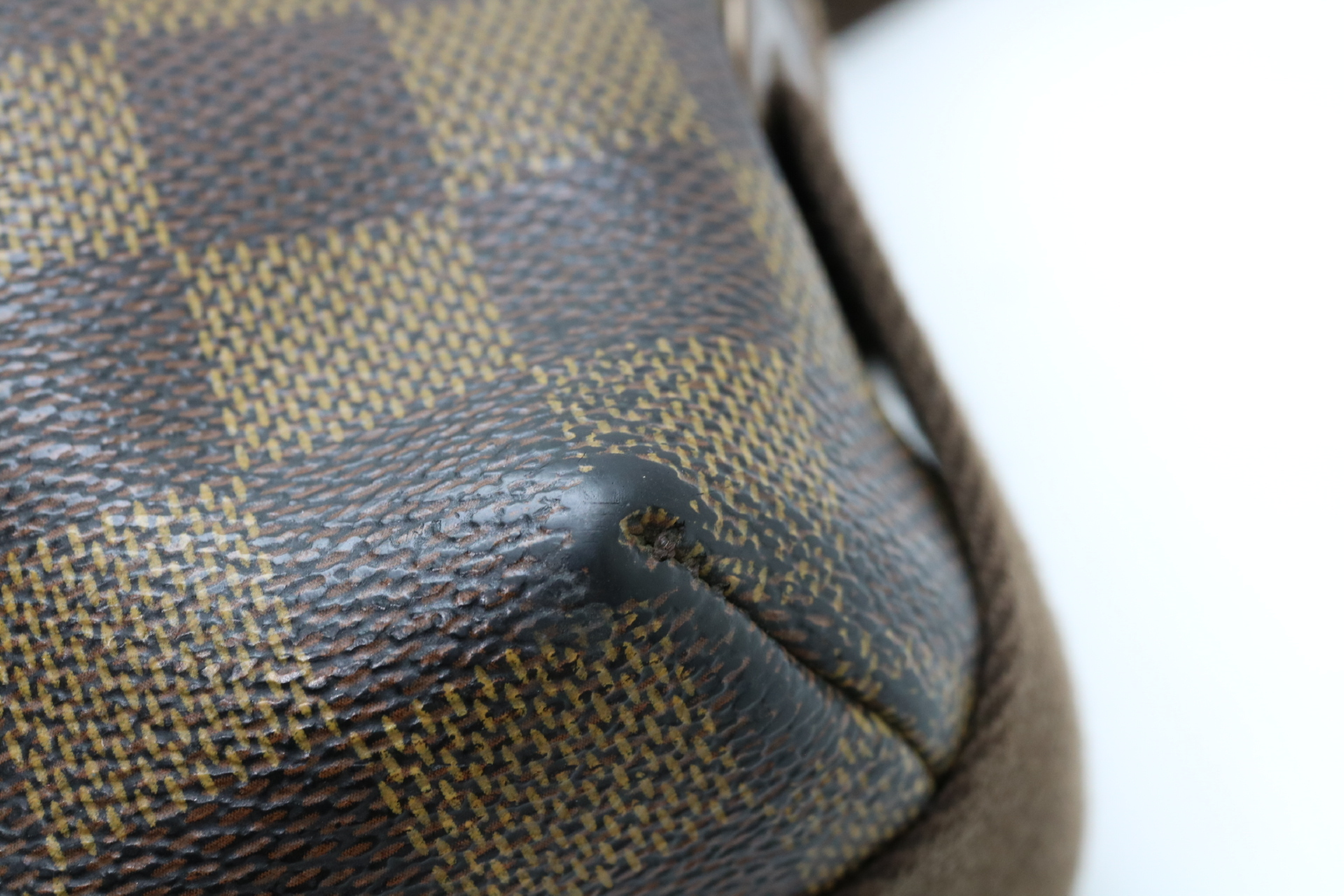 Damier Brooklyn MM Shoulder Bag — view 10