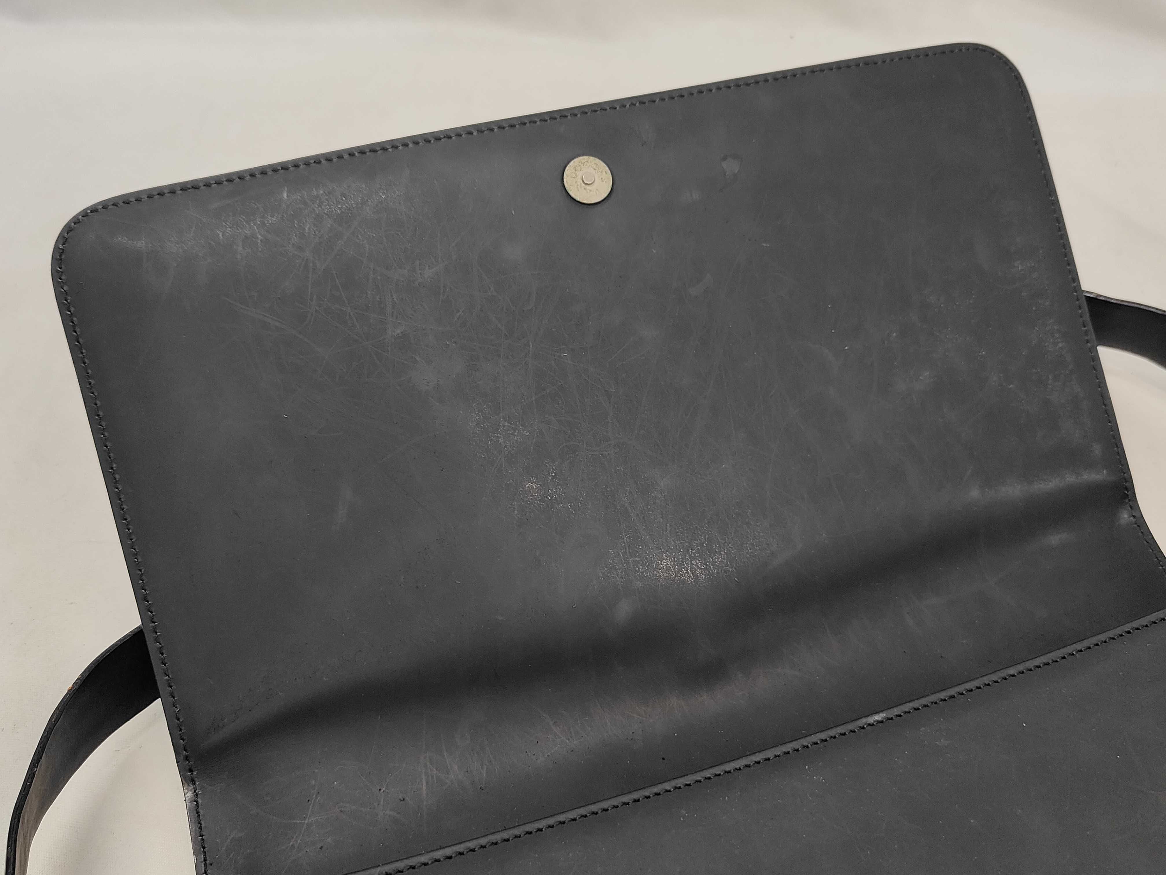 001・3064 Shoulder Bag — view 9