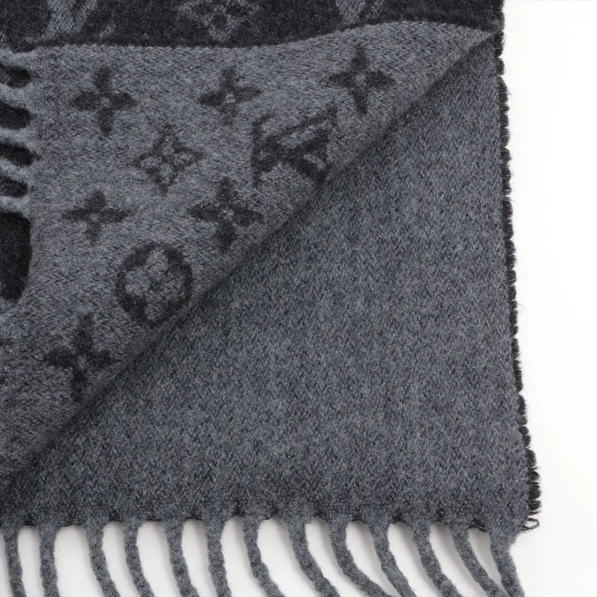 M71607 Escharpe Monogram Gradient GT1220 Muffler Wool x Cashmere Black x Gray — view 2