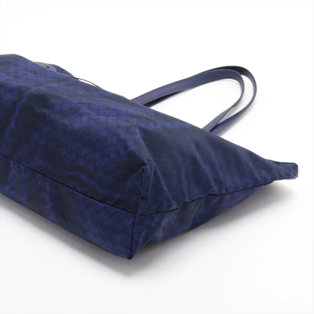 Intrecciato Illusion Nylon Tote Bag, Blue — view 3