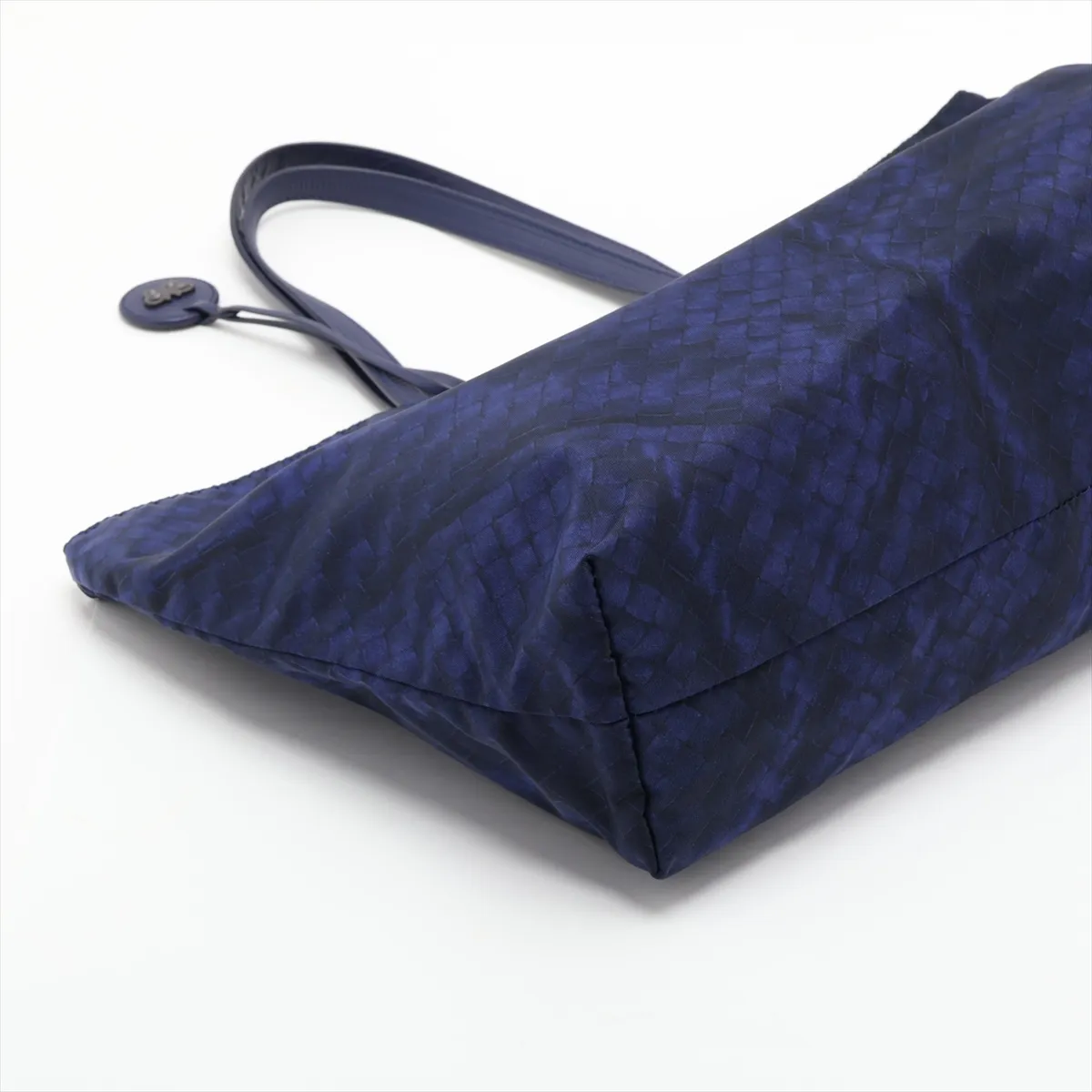 Intrecciato Illusion Nylon Tote Bag, Blue — view 4