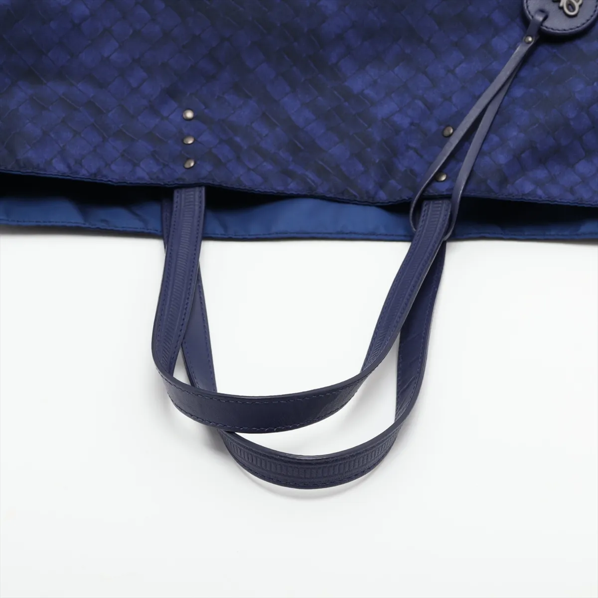 Intrecciato Illusion Nylon Tote Bag, Blue — view 5