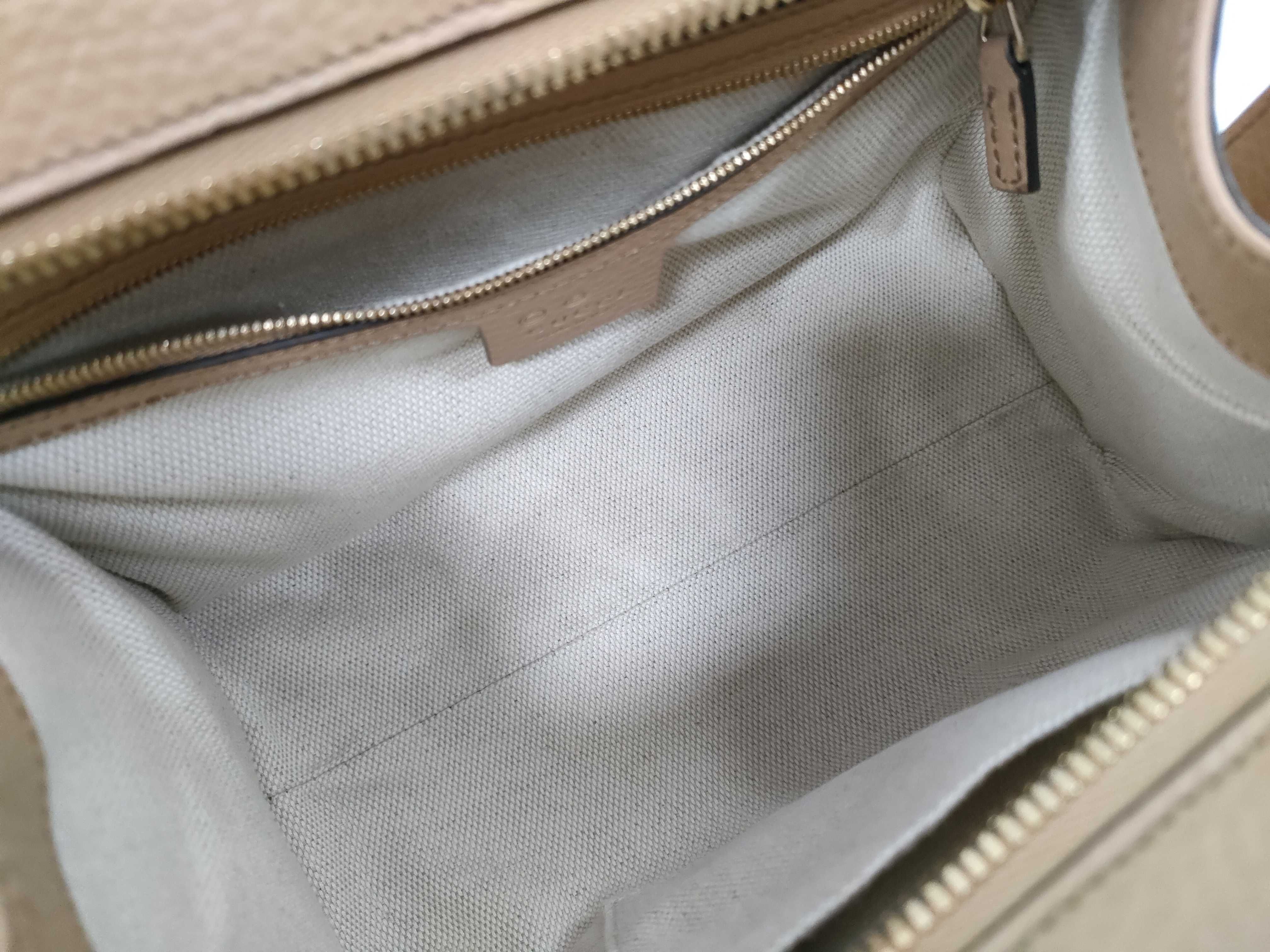 Soho Leather 2-Way Handbag 607722 — view 11