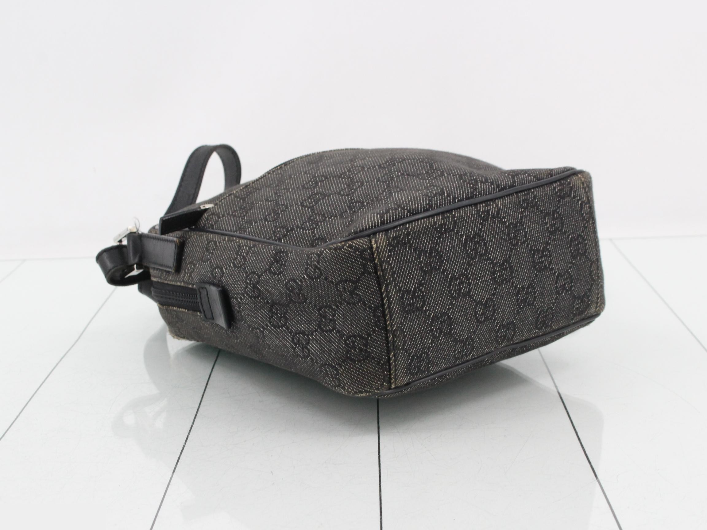 03136 GG Canvas (Bag) - Shoulder Bag — view 5