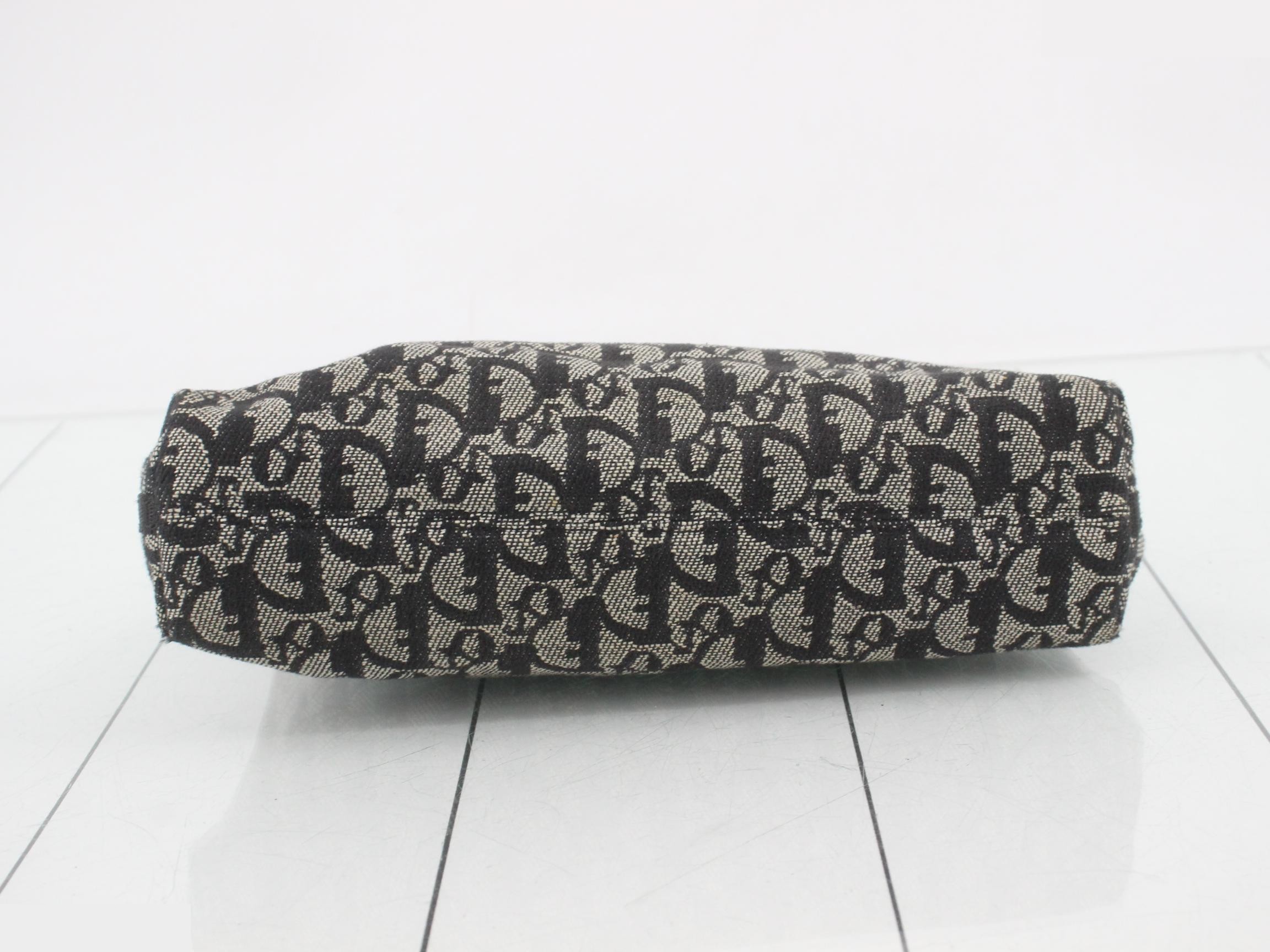 Trotter Accessory Pouch, Black, 0092 — view 3