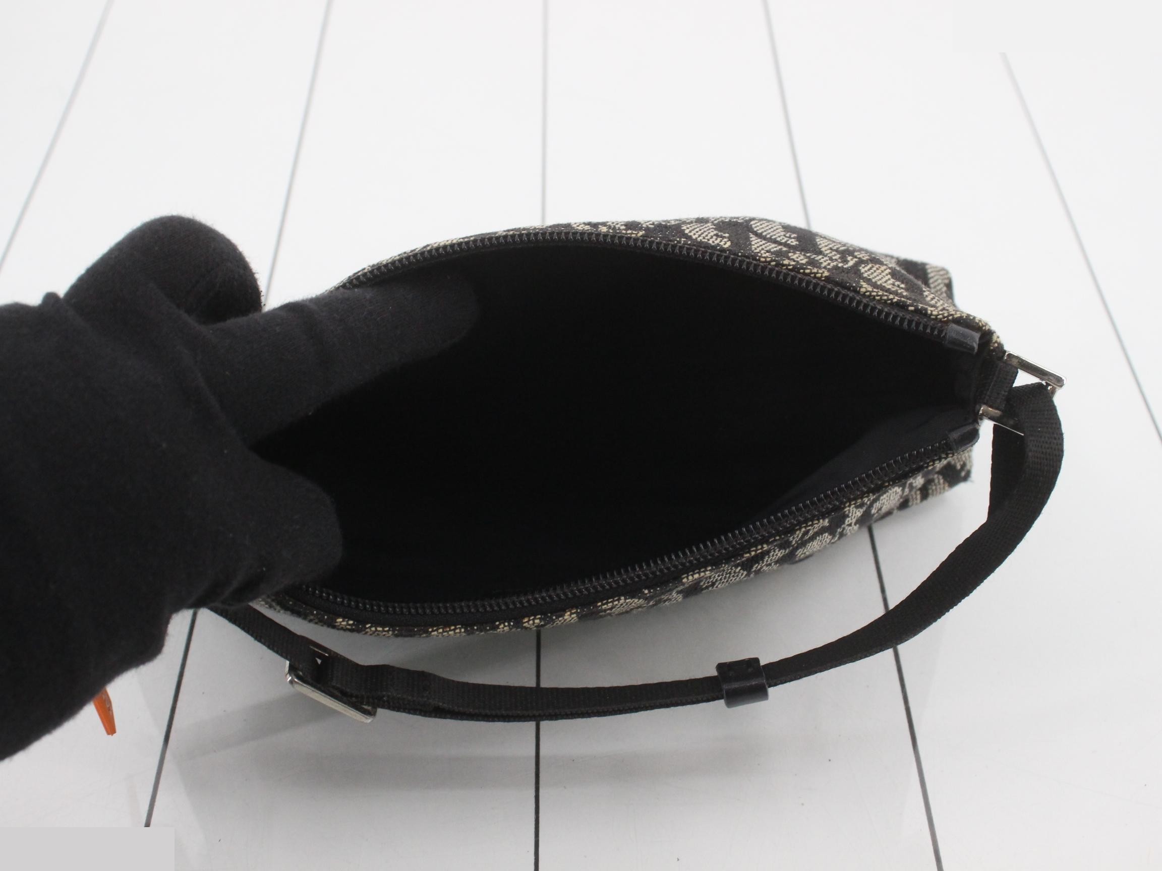 Trotter Accessory Pouch, Black, 0092 — view 4