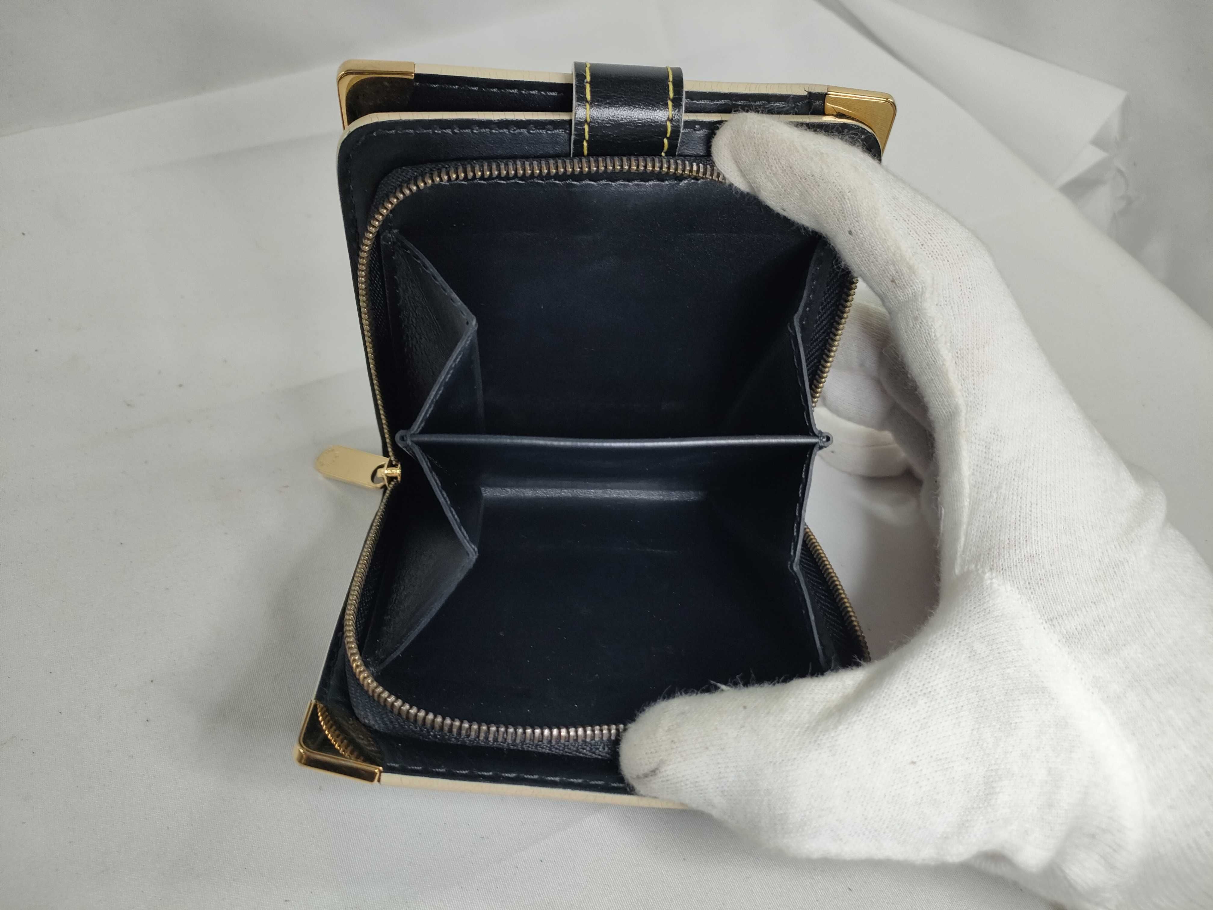 Suhali Louis Vuitton Compact Zip Wallet — view 12