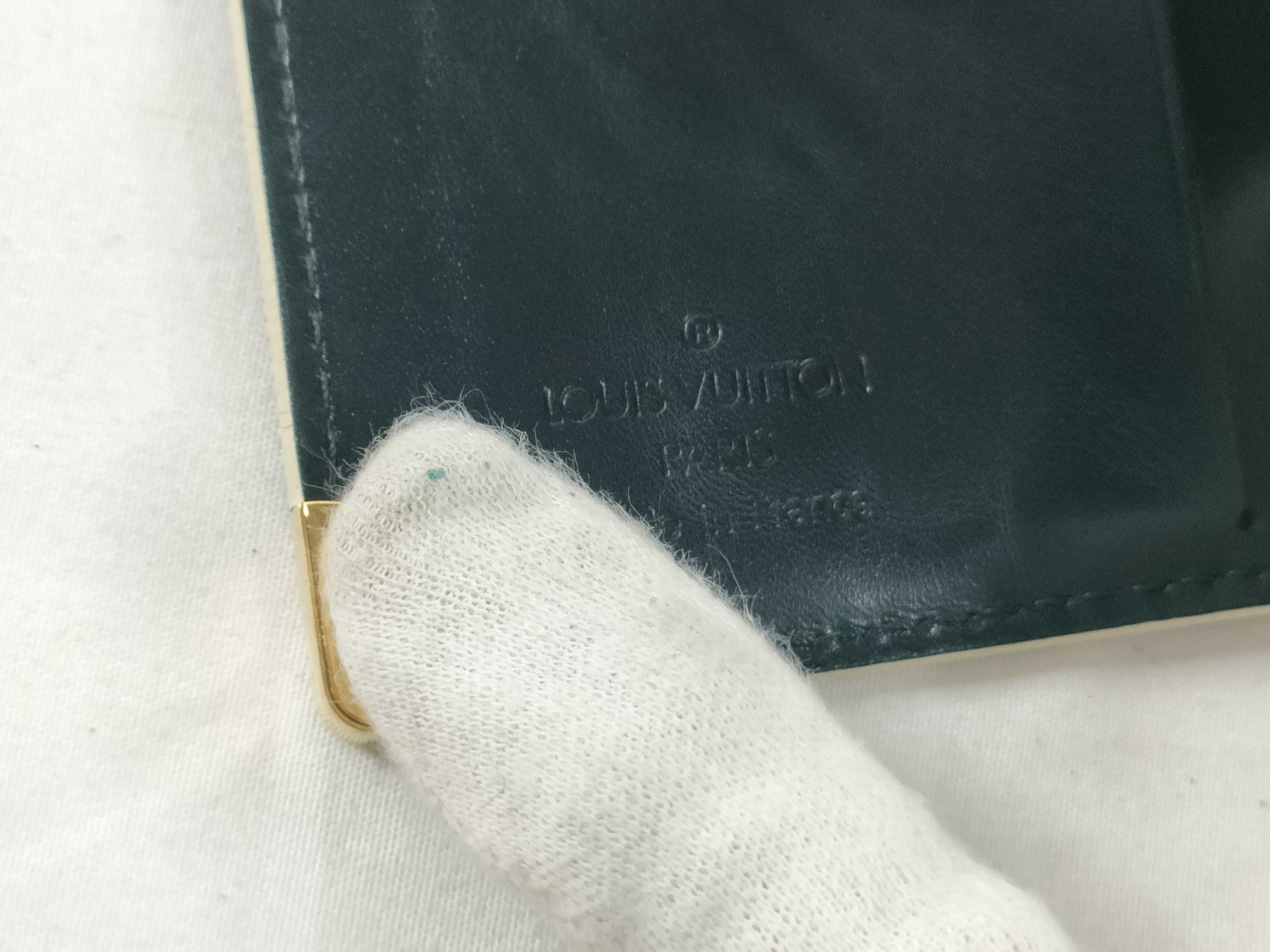 Suhali Louis Vuitton Compact Zip Wallet — view 9