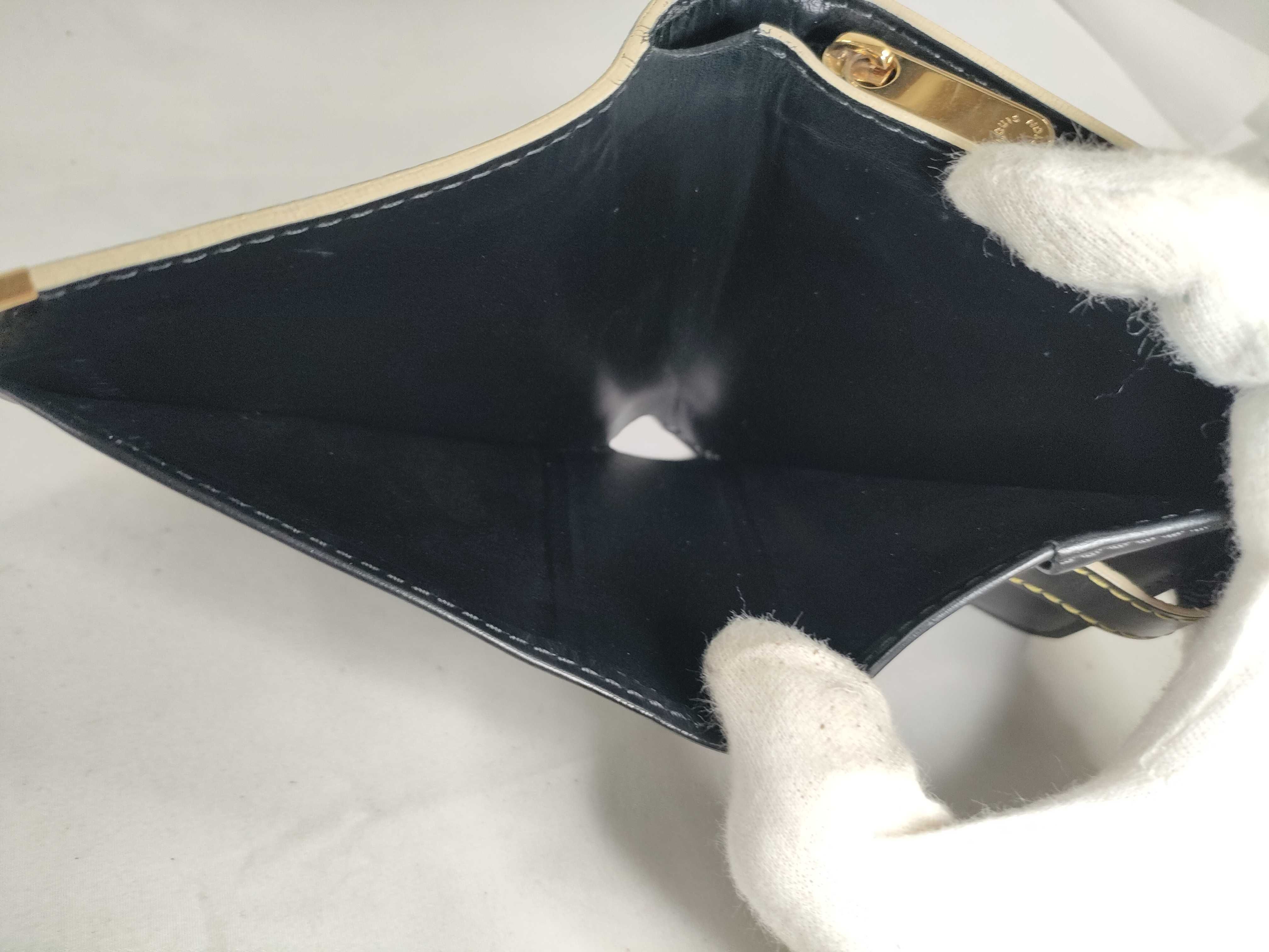 Suhali Louis Vuitton Compact Zip Wallet — view 10