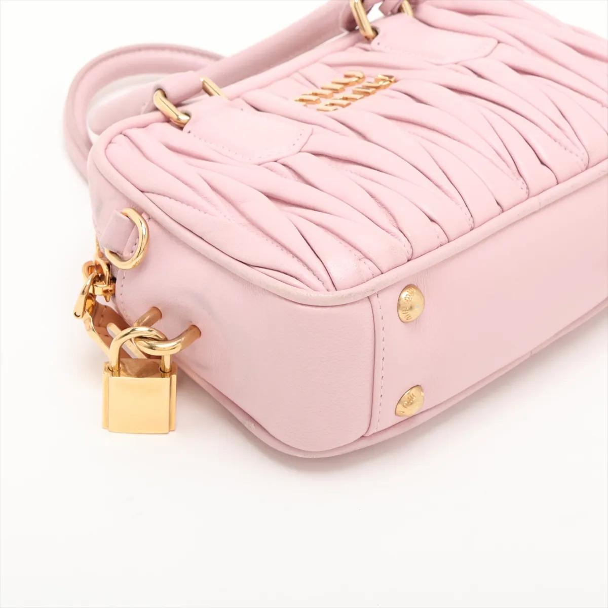 Matelassé Arcadi Leather 2-Way Handbag Pink — view 4