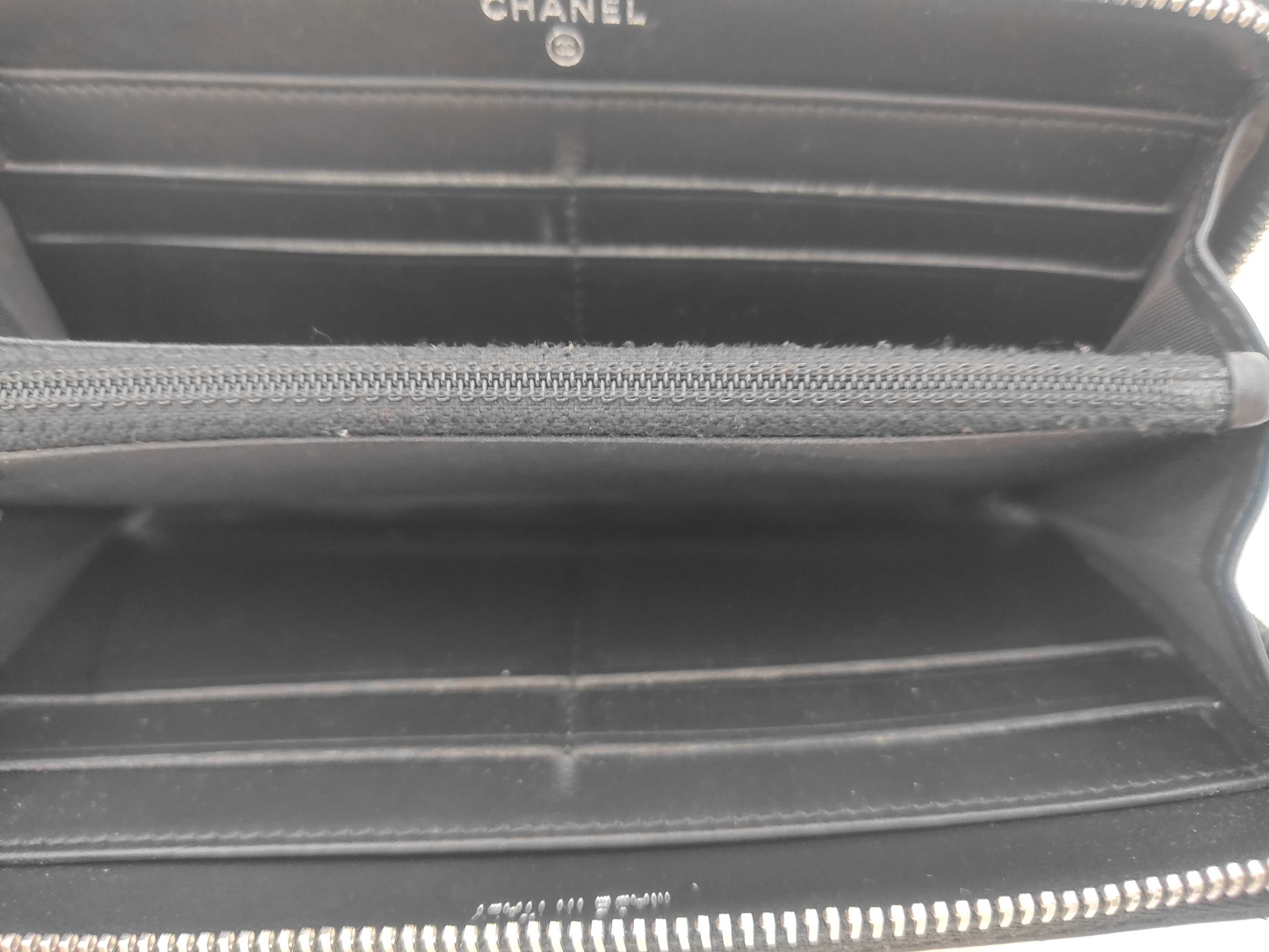 Matelassé Long Wallet, Round, Caviar Leather — view 4