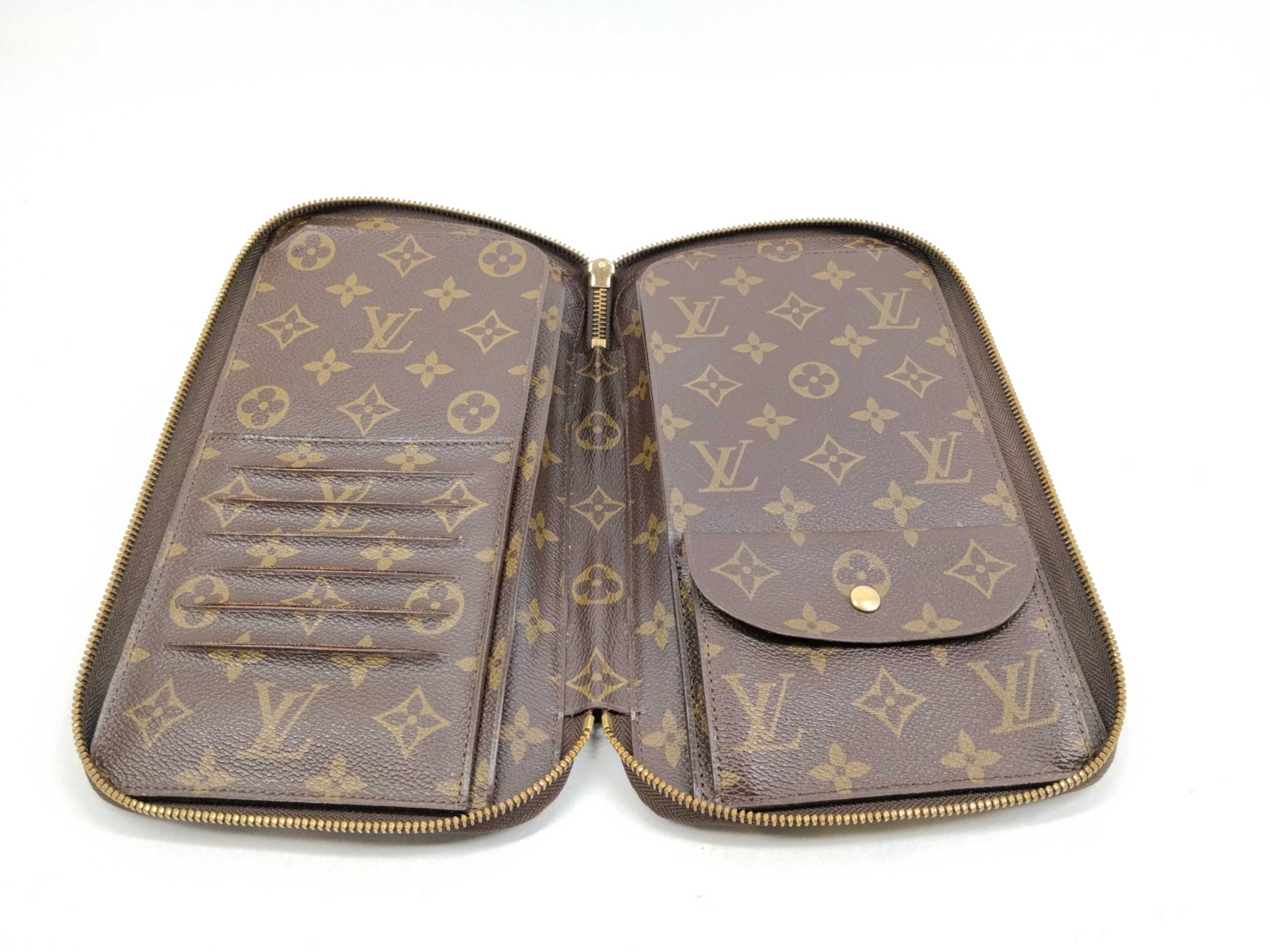 Monogram M60119 Organizer de Voyage Clutch Bag — view 9