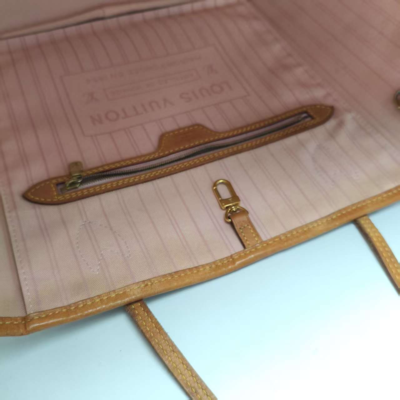 【*Shipped from: China*】LOUIS VUITTON Neverfull PU Handbag — view 7