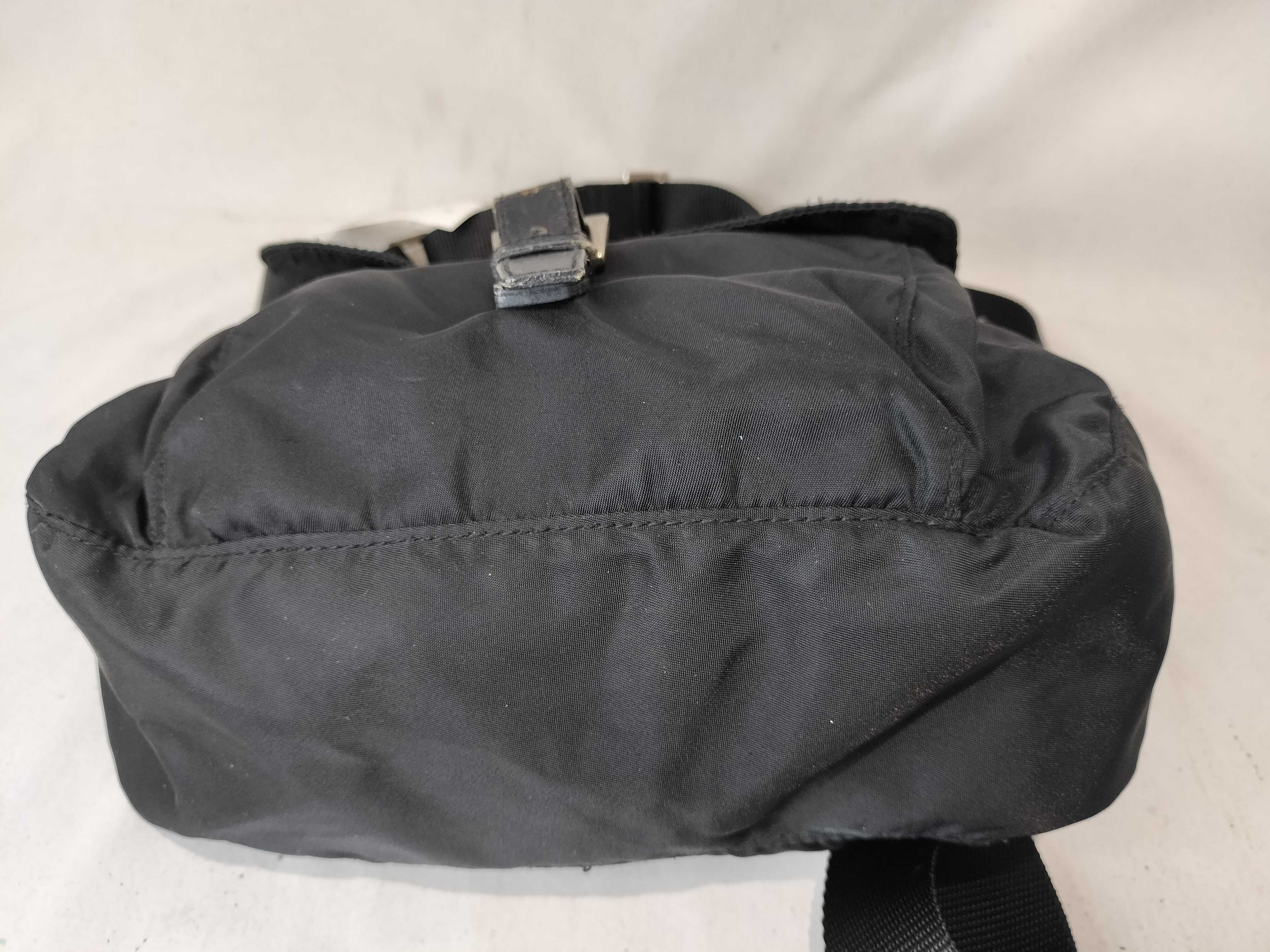 nylon shoulder bag (with rust) — view 8