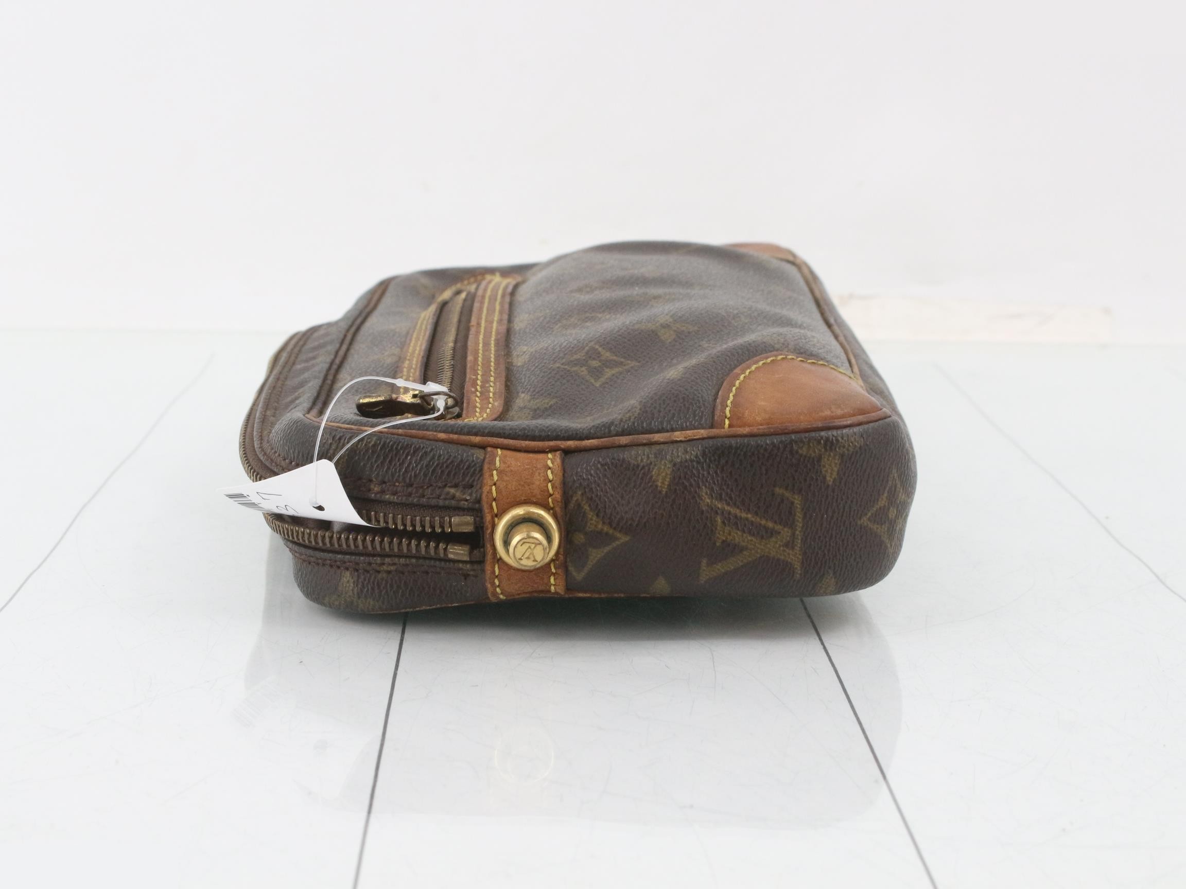Monogram Louis Vuitton — view 4