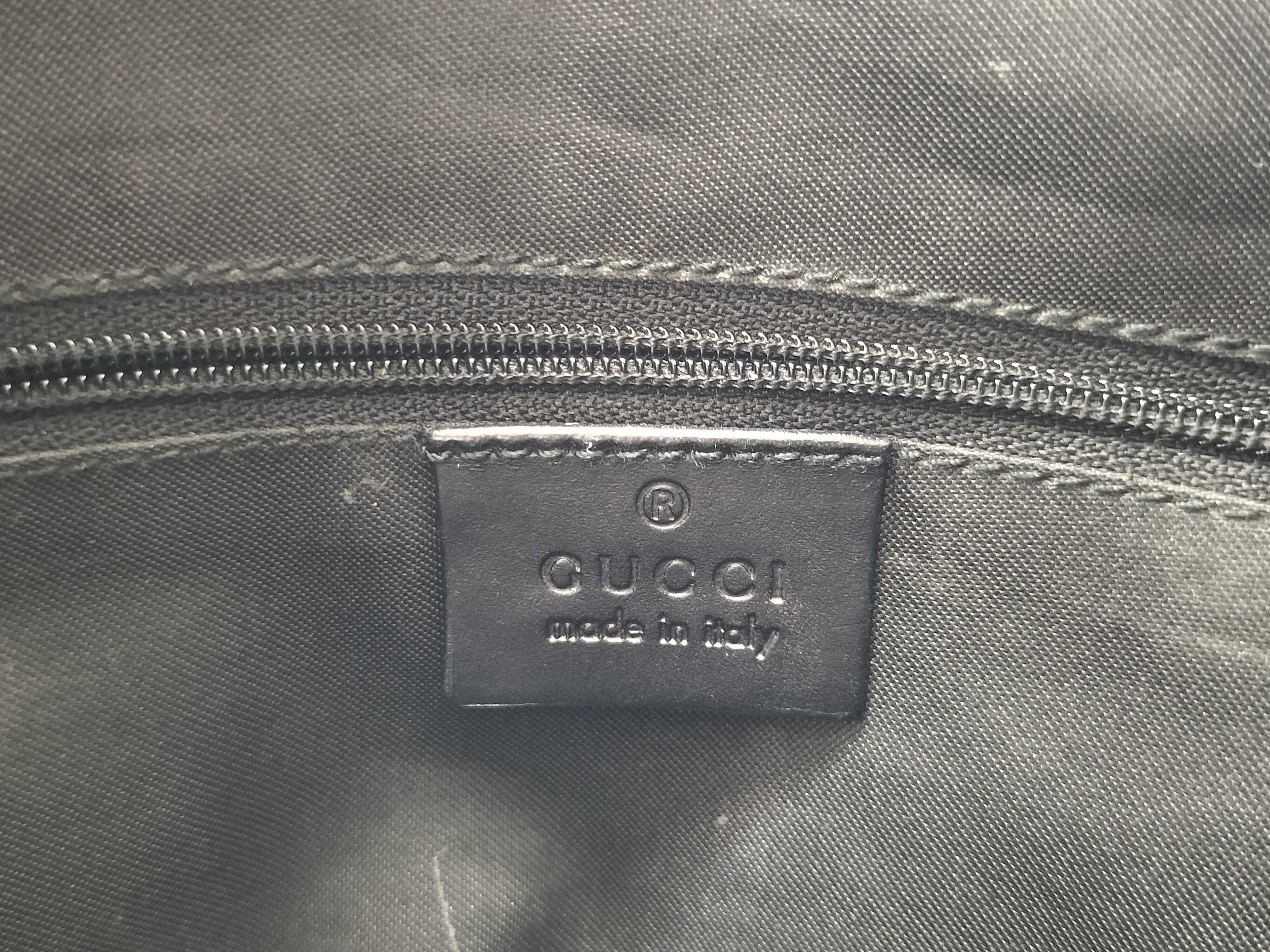 GG Canvas Shoulder Bag — view 13
