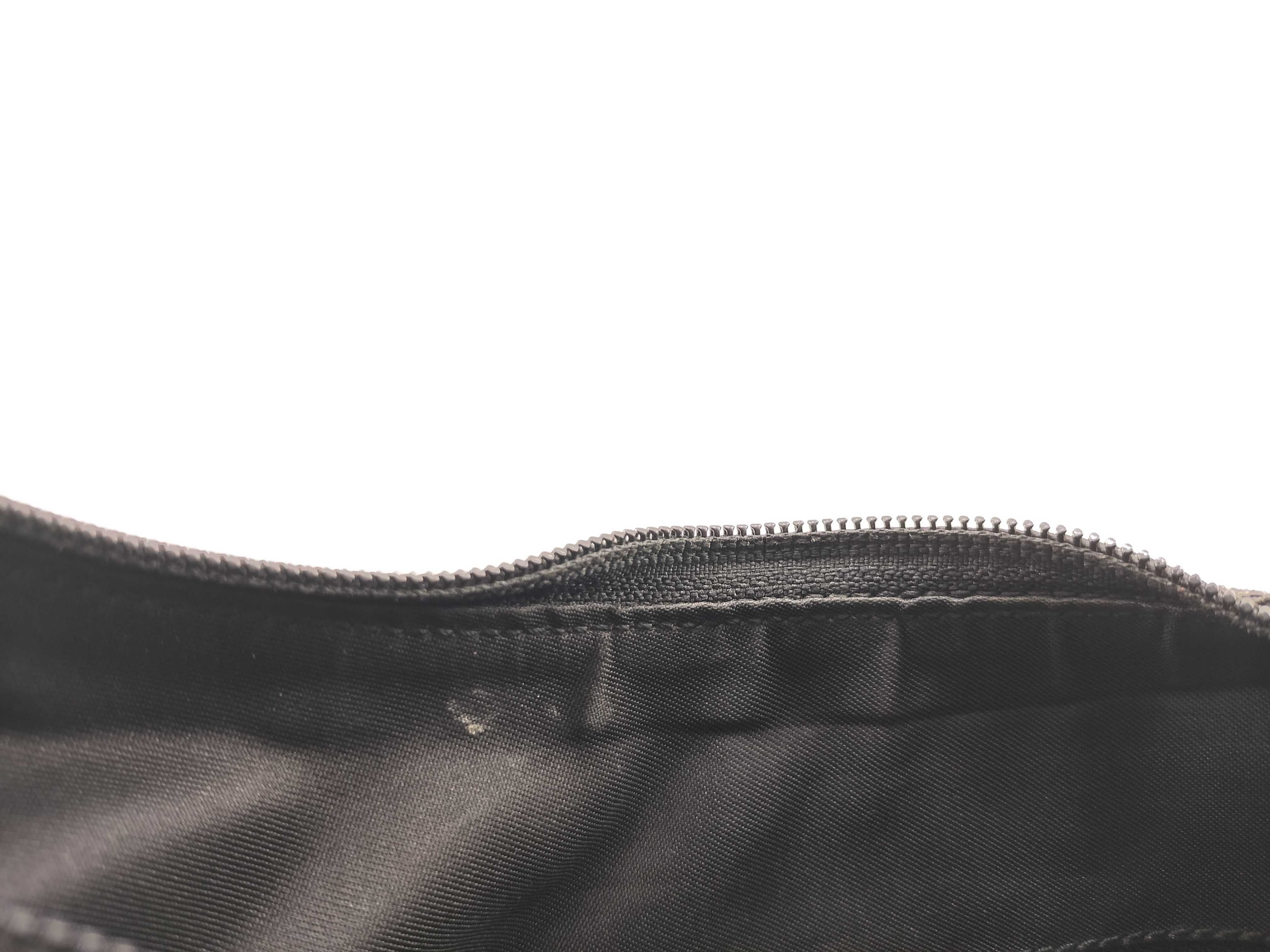 GG Canvas Shoulder Bag — view 14