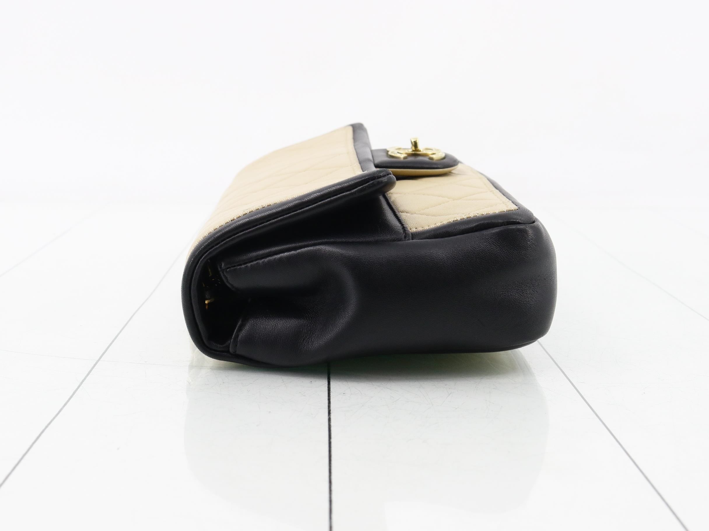 Ａ９２２０７ — view 4