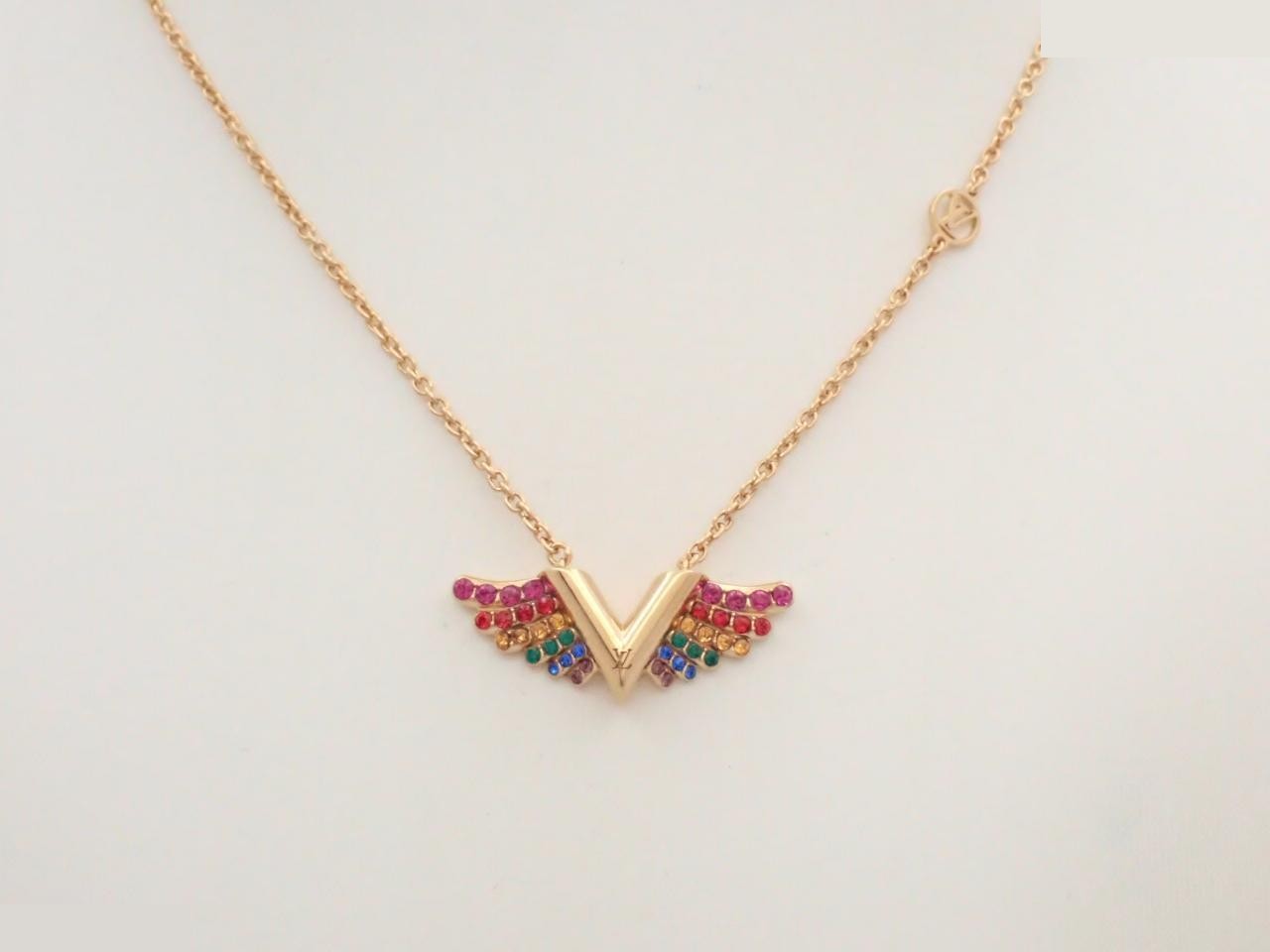 LV Necklace Collier Essential V California Dream