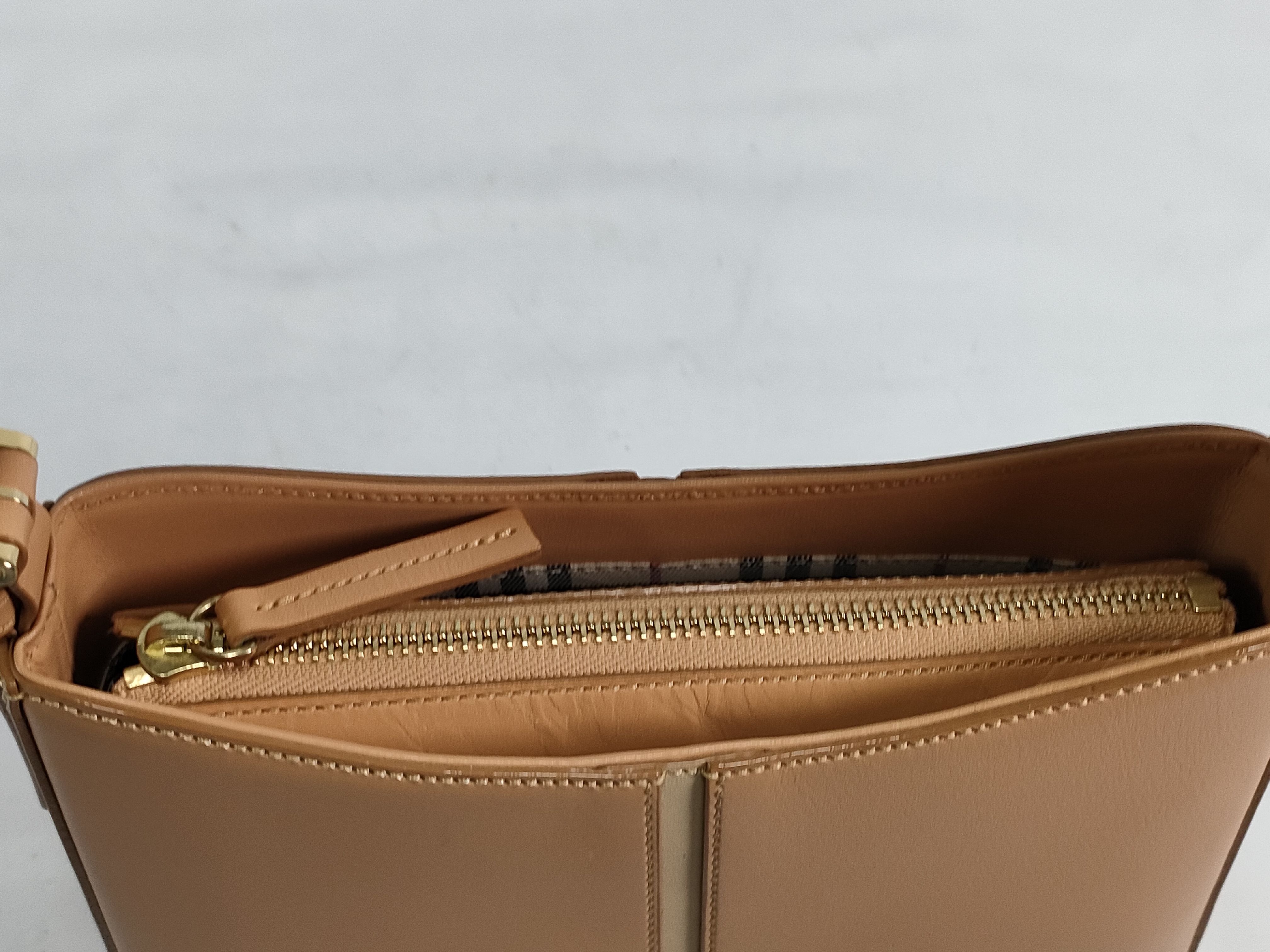 One-Shoulder Leather Beige Shoulder Bag — view 8