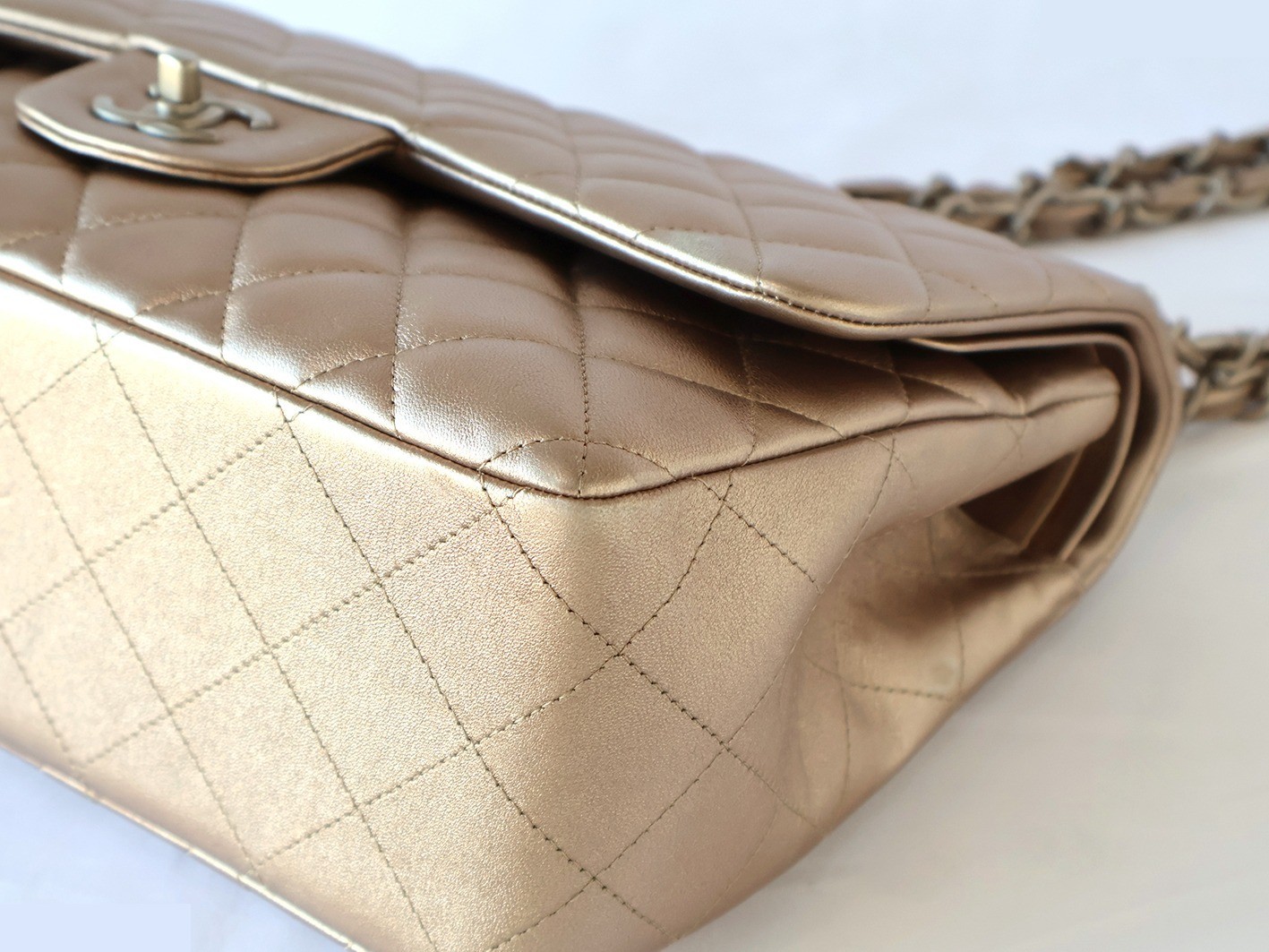 Large Matelassé 30 Lambskin Double Flap Double Chain Shoulder Bag with Pearl — view 4
