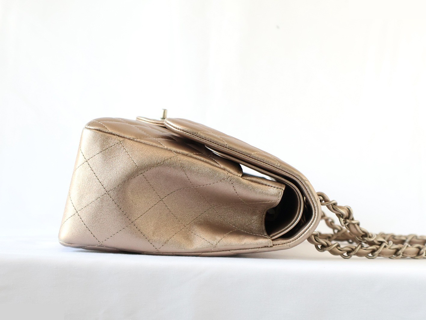 Large Matelassé 30 Lambskin Double Flap Double Chain Shoulder Bag with Pearl — view 6