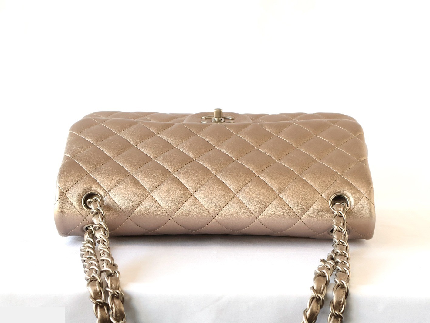 Large Matelassé 30 Lambskin Double Flap Double Chain Shoulder Bag with Pearl — view 8