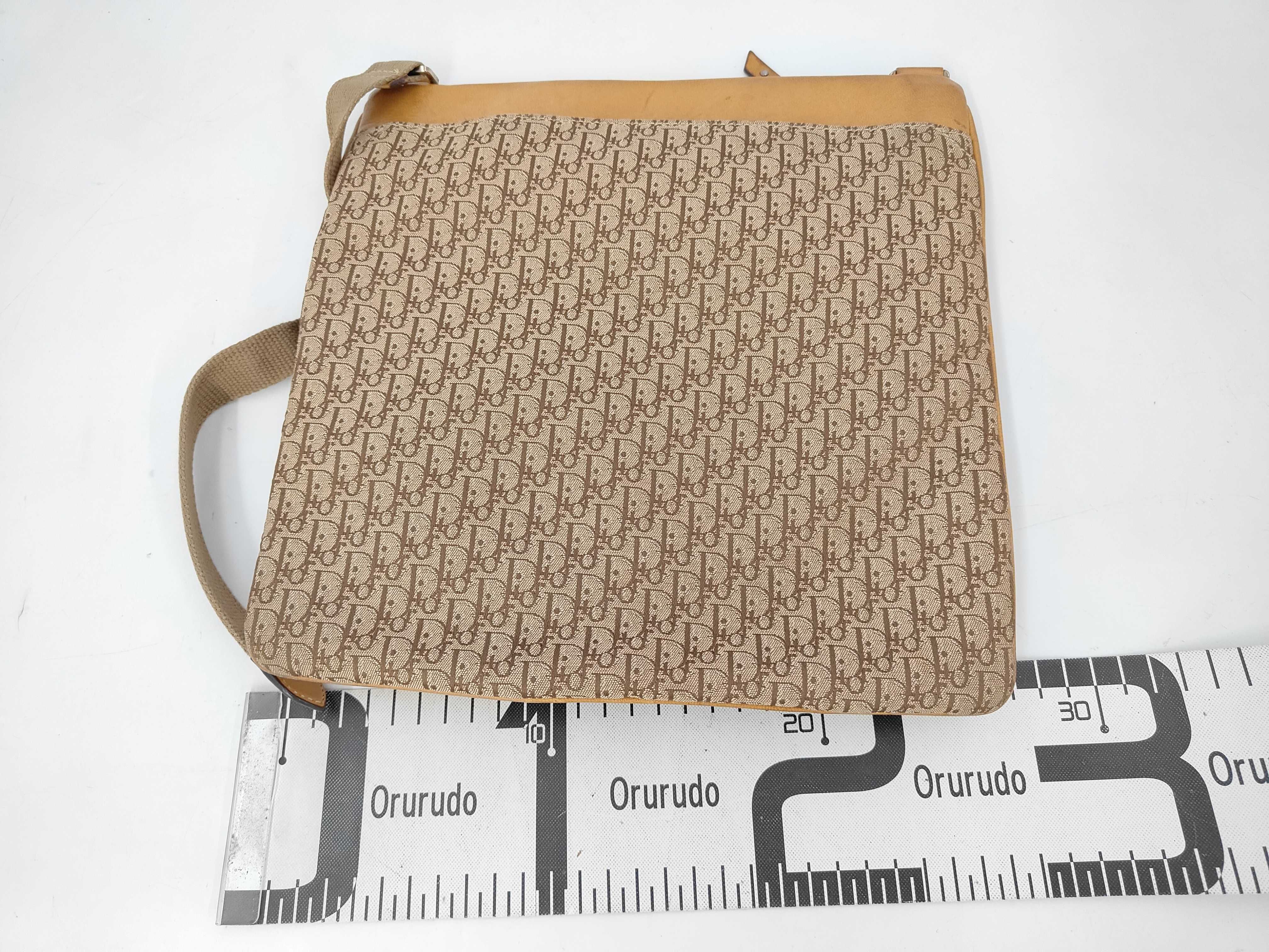 Street Chic Trotter Shoulder Bag — view 2