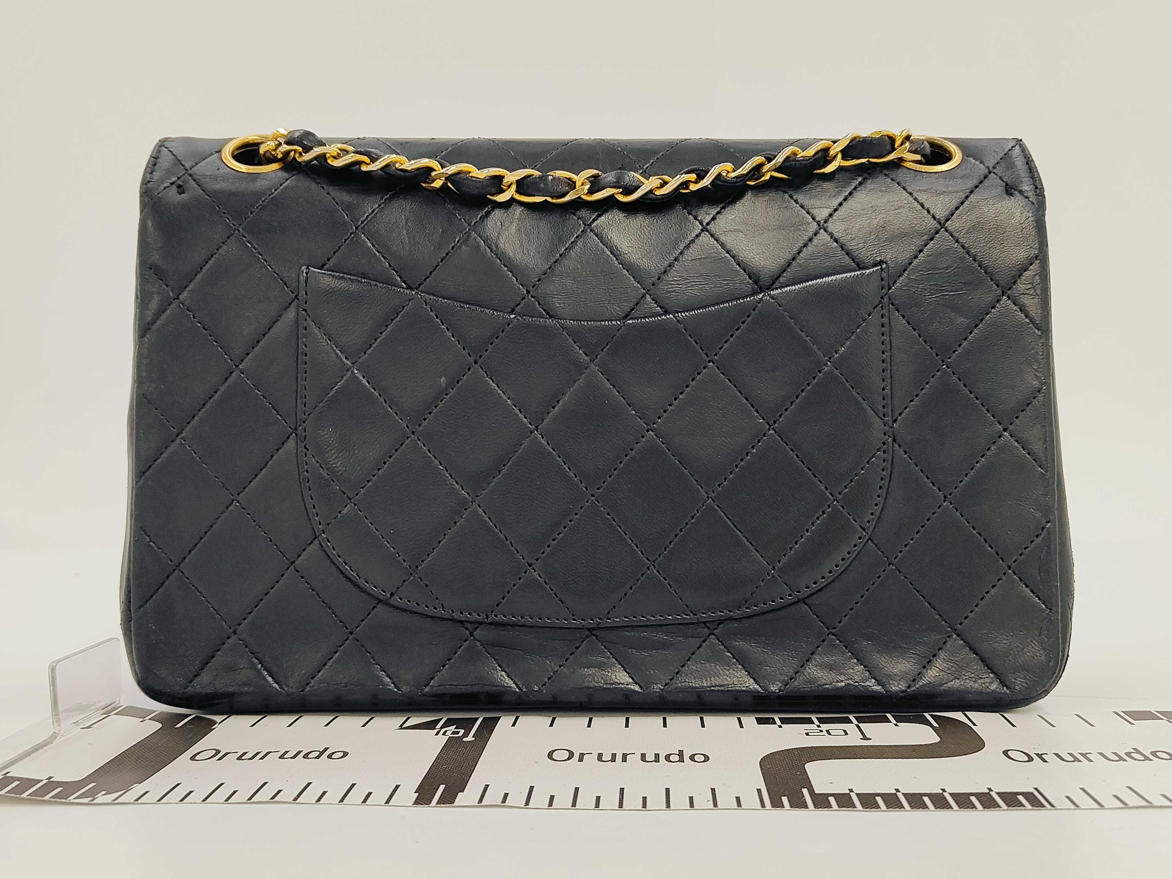 Matelassé Lambskin Classic Flap Chain Shoulder Bag (with seal) — view 2