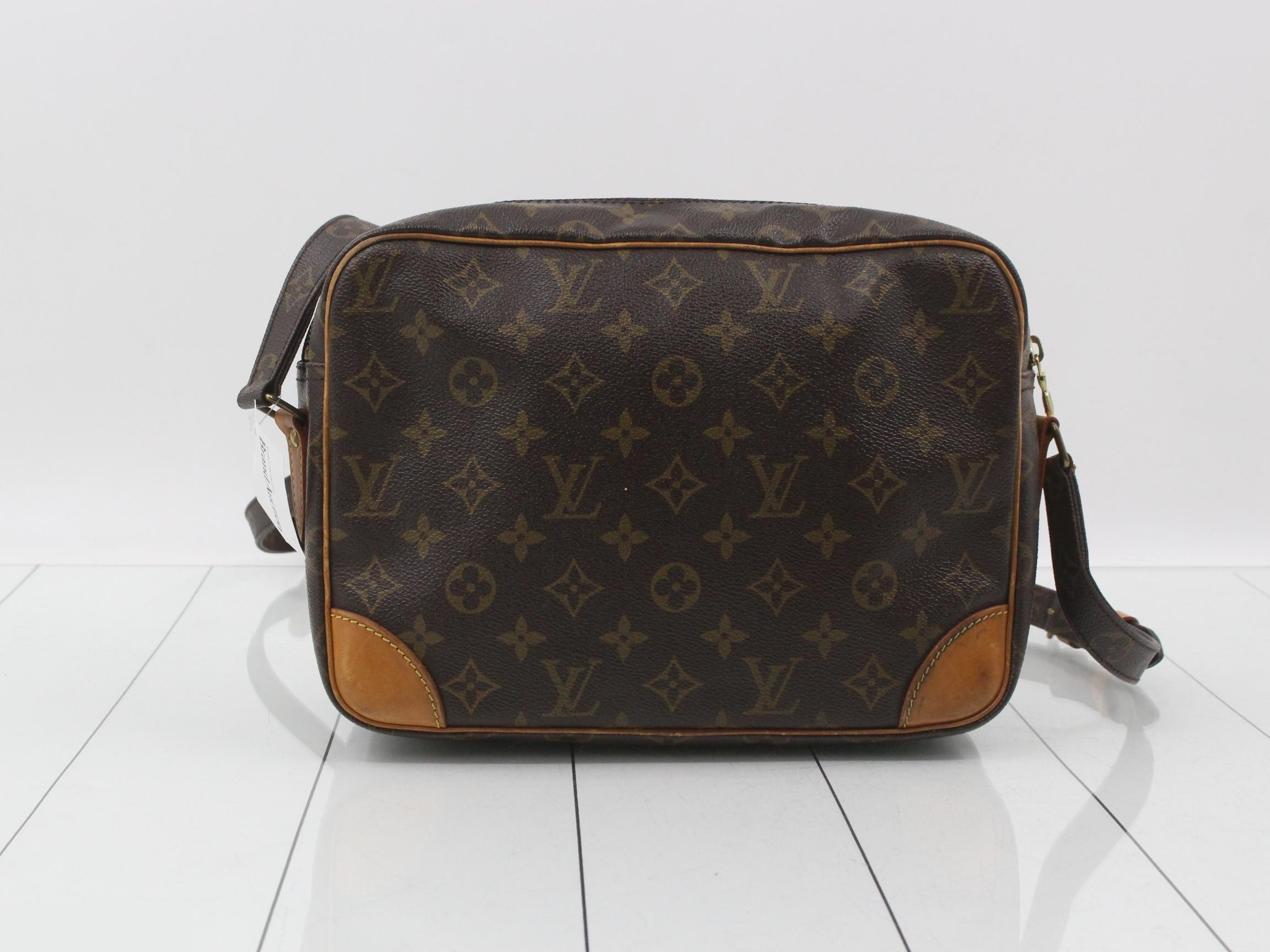 M45244 Nile Shoulder Bag, Monogram, Brown — view 2
