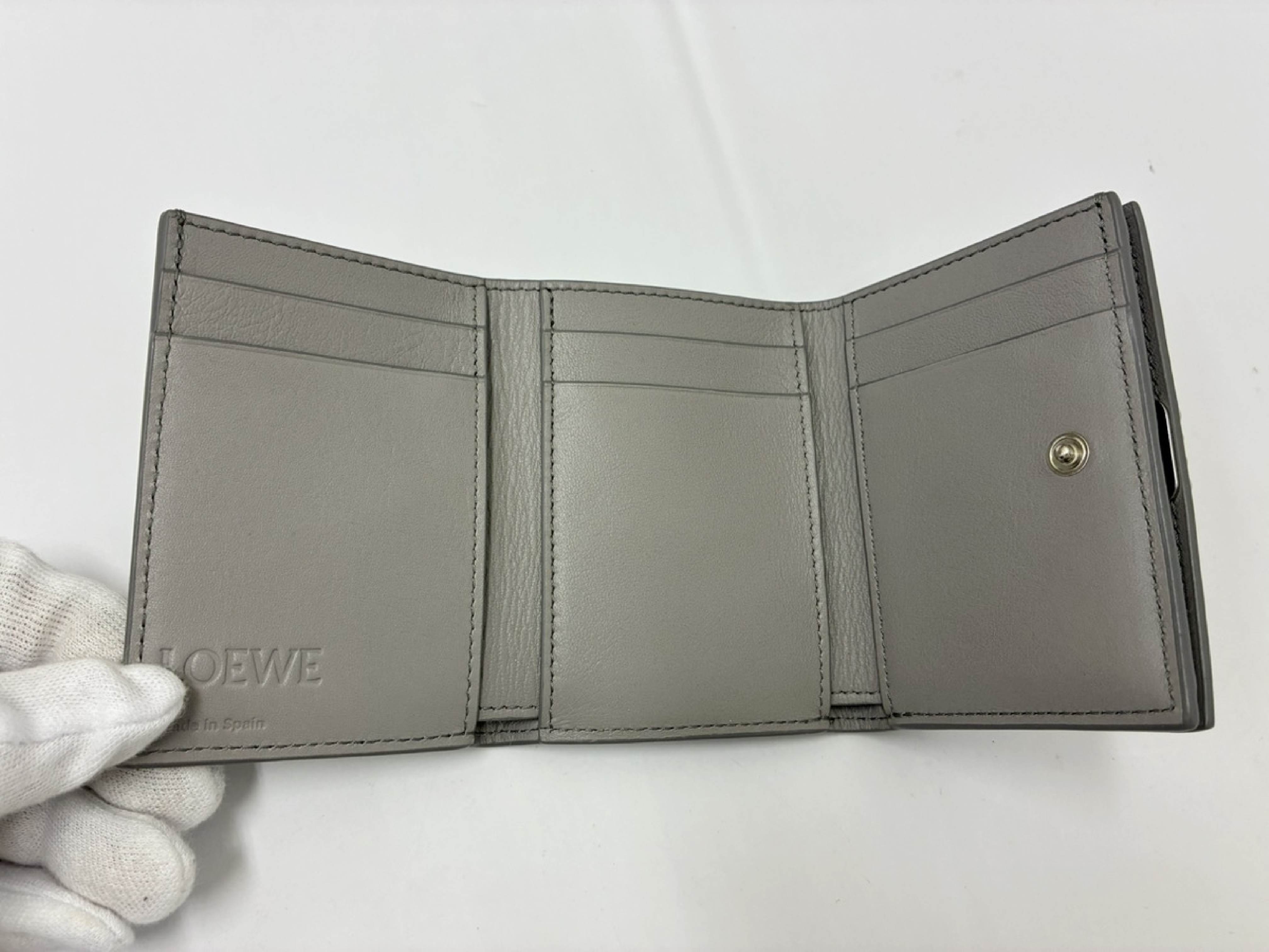 Anagram Trifold Wallet — view 7