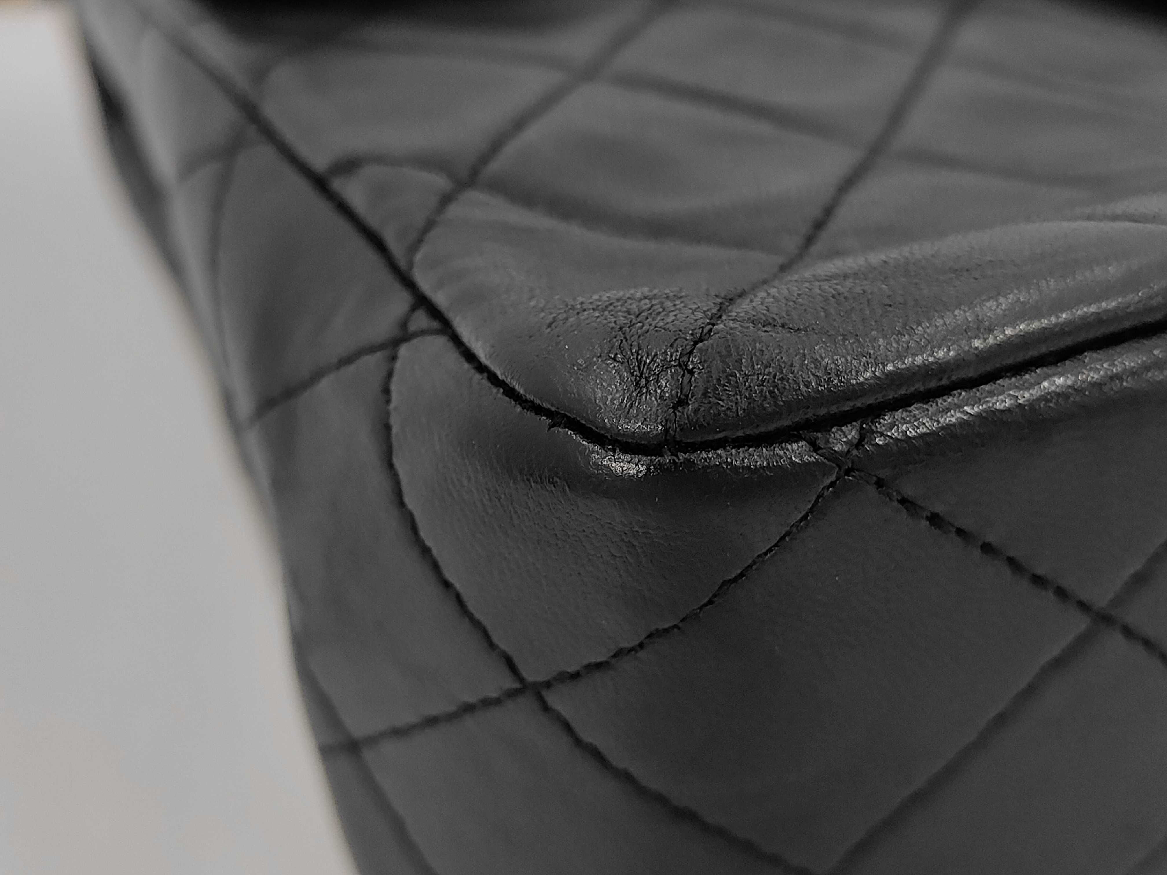 Matelassé 25 Double Flap Double Chain Lambskin Shoulder Bag — view 3