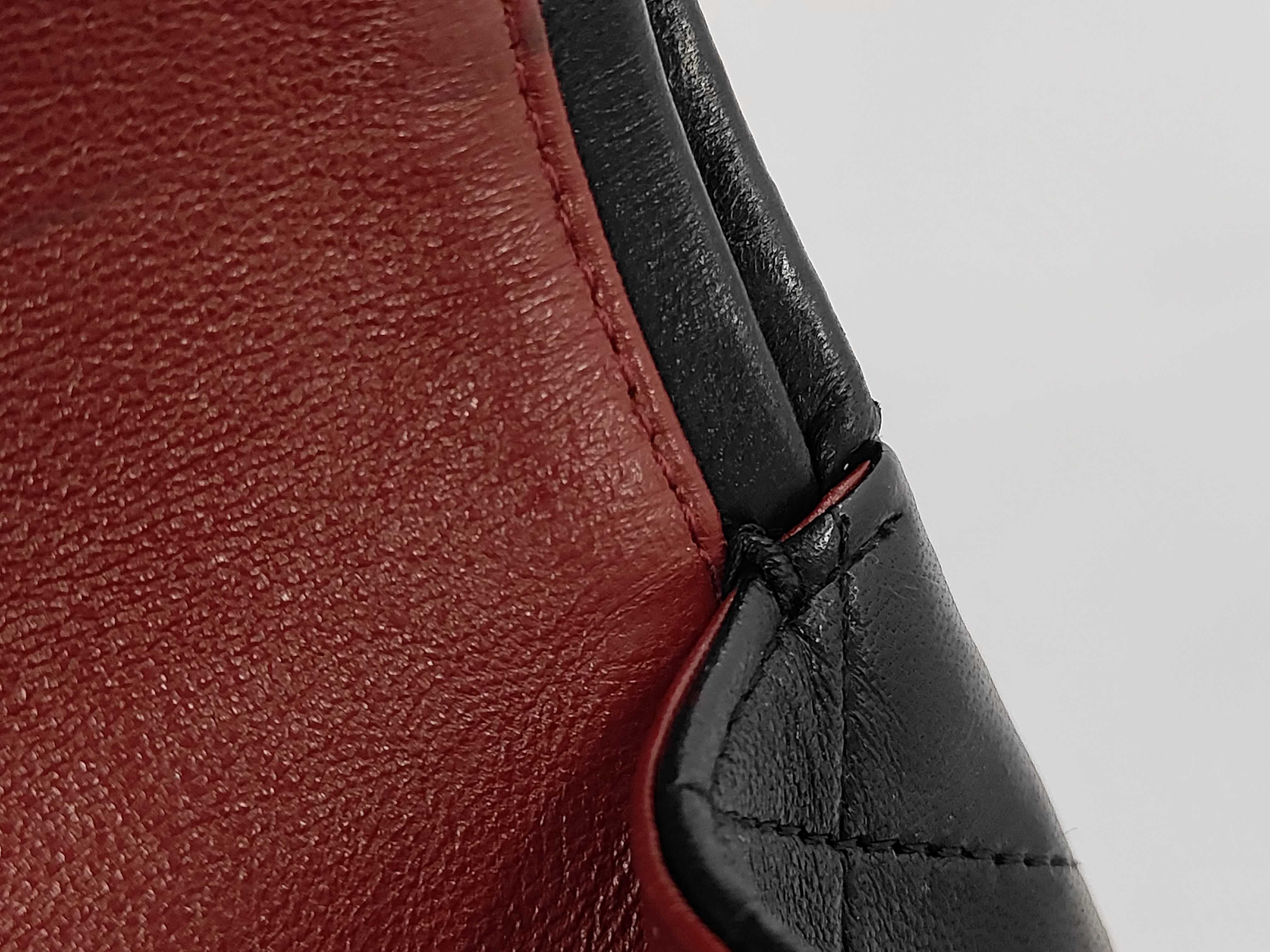 Matelassé 25 Double Flap Double Chain Lambskin Shoulder Bag — view 9