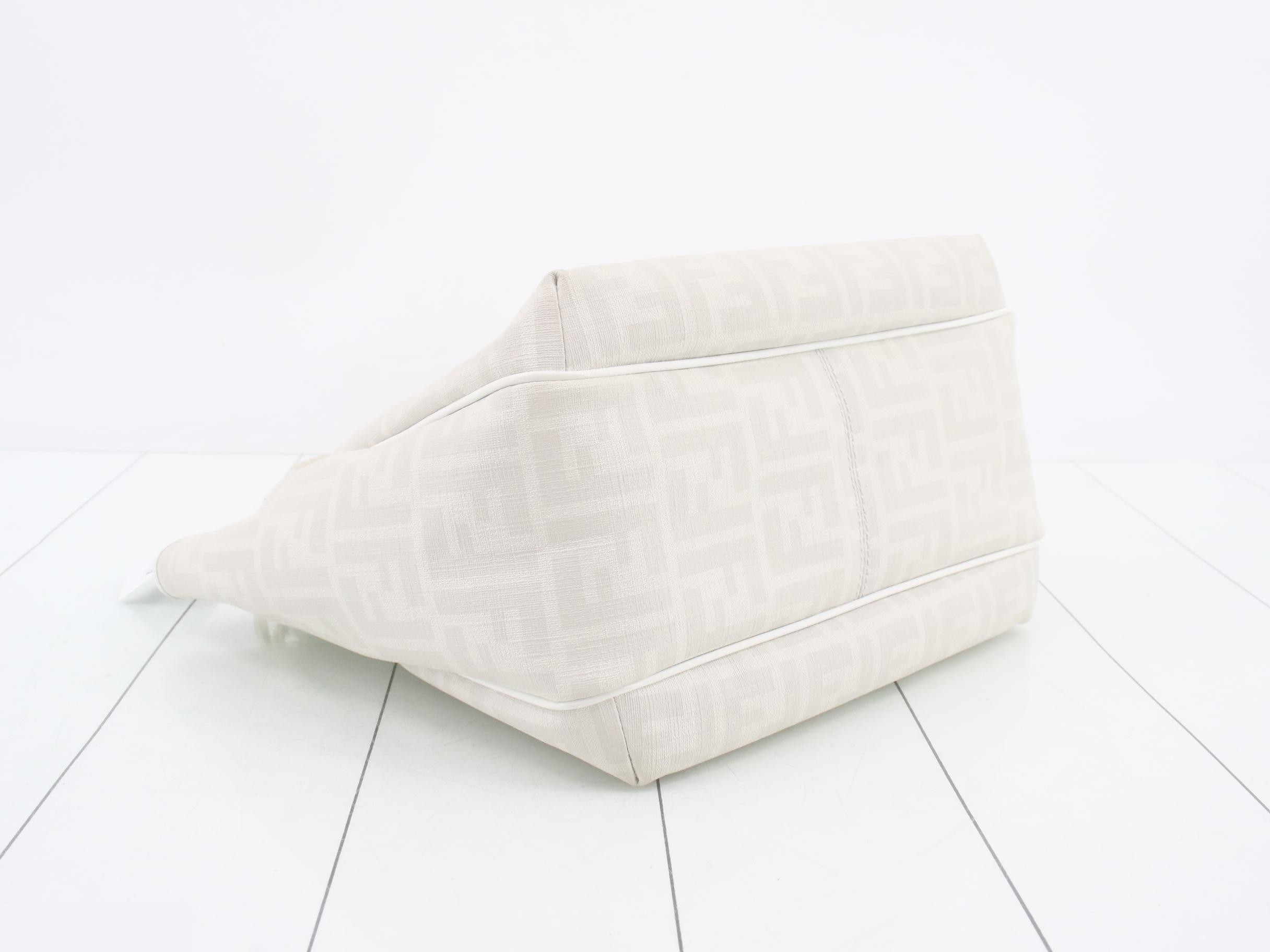 tote bag, Zucca pattern, white/ivory, with charm. — view 5