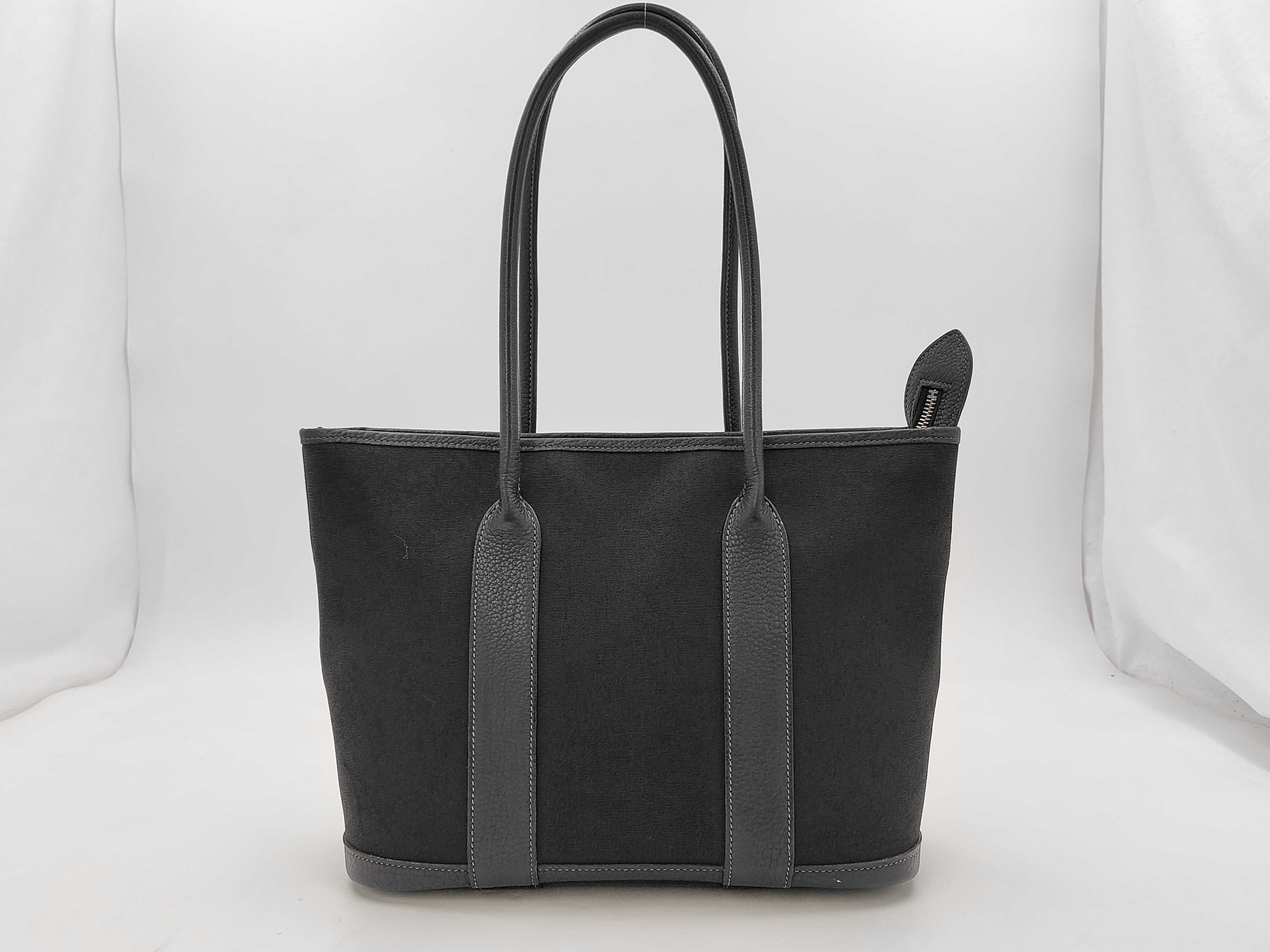Garden Zip PM Black M Stamp Tote Bag
