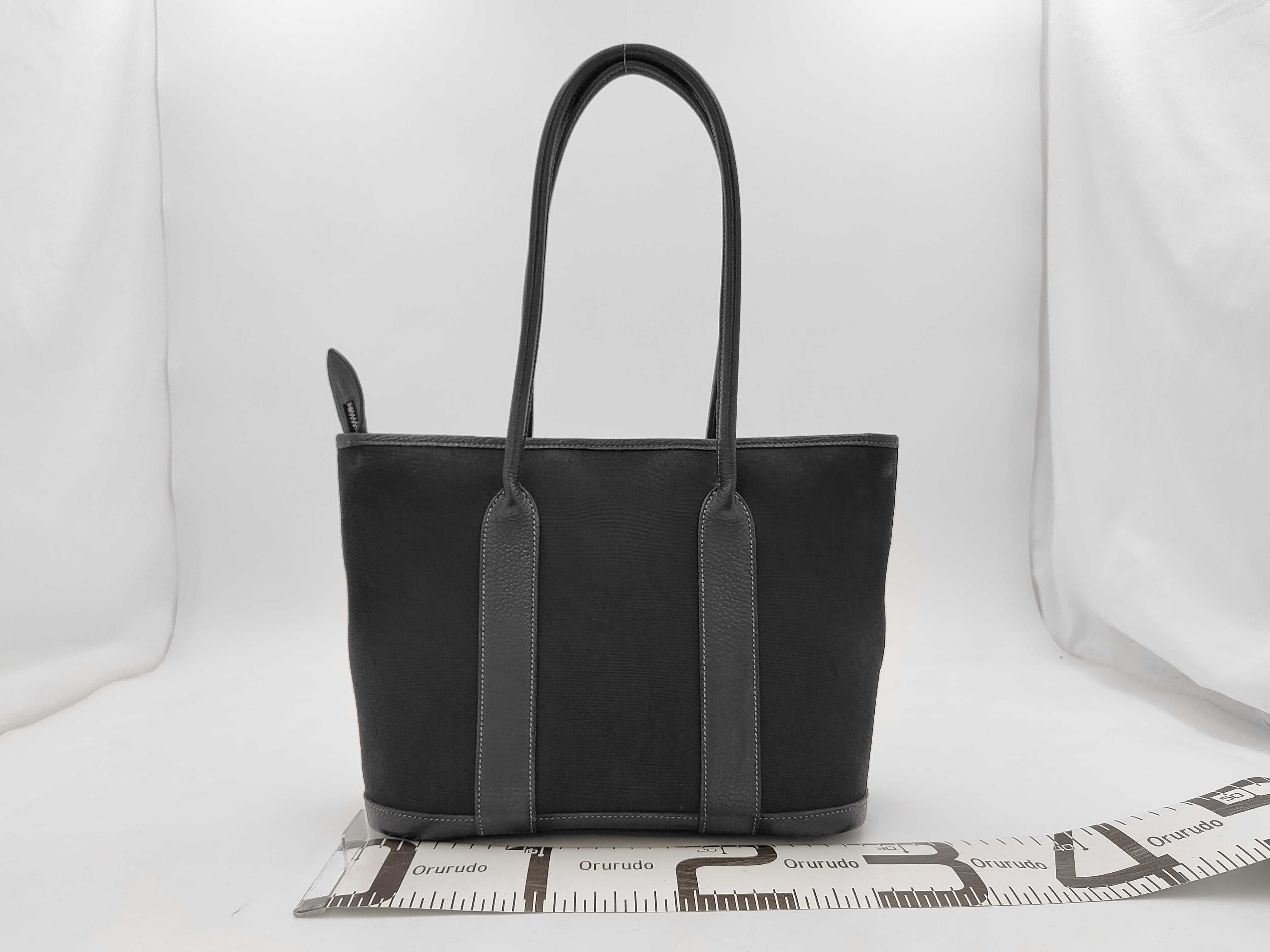 Garden Zip PM Black M Stamp Tote Bag — view 2
