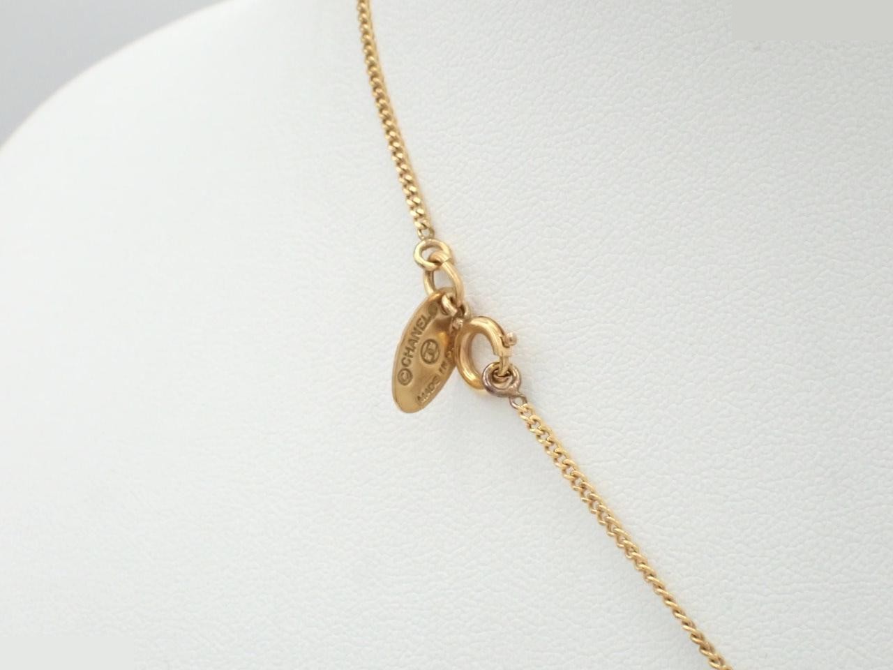 logo pearl necklace, box, chain approximately 38cm. — view 2