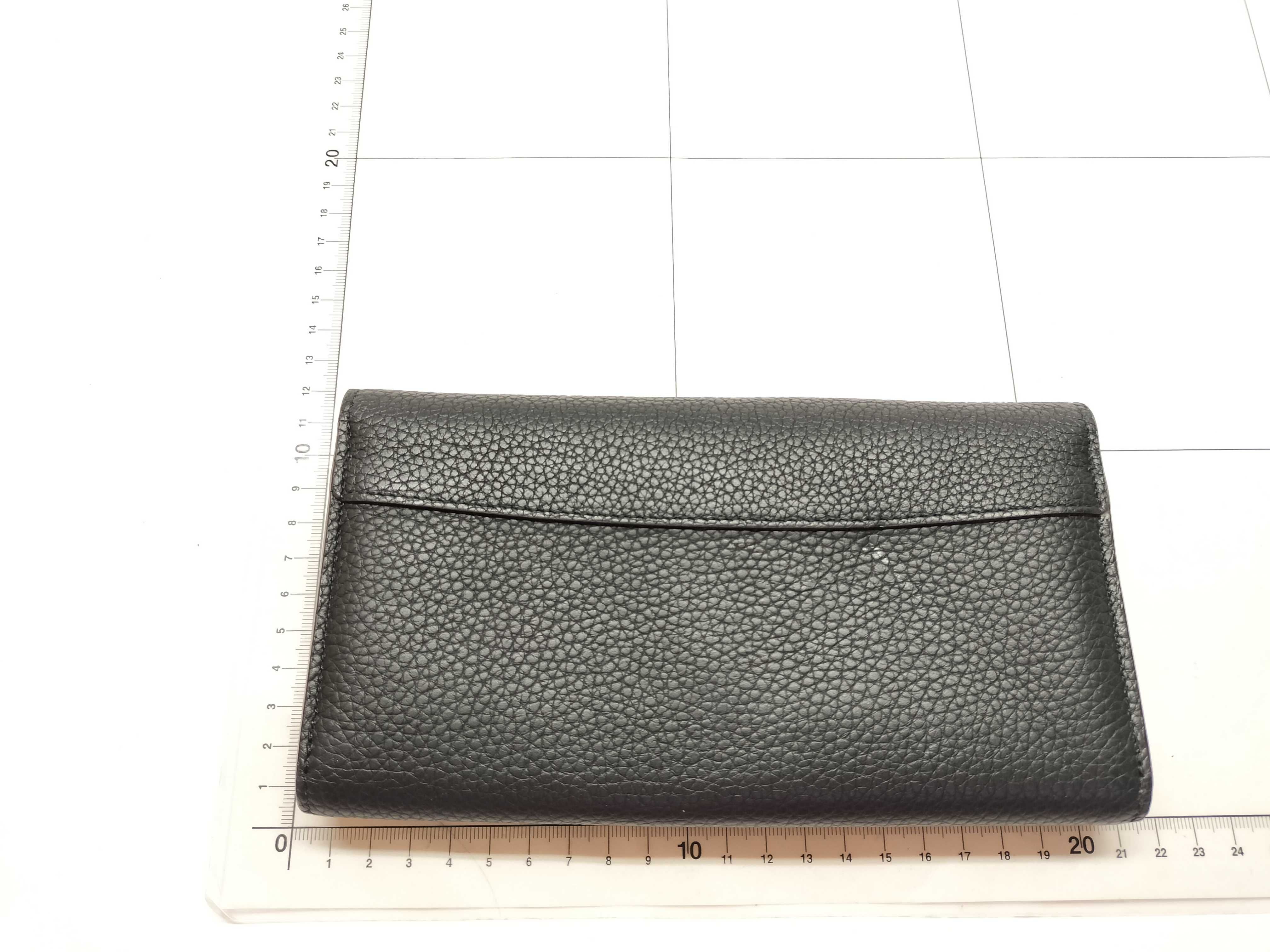 N61248 Portefeuille Capucines Wallet — view 2