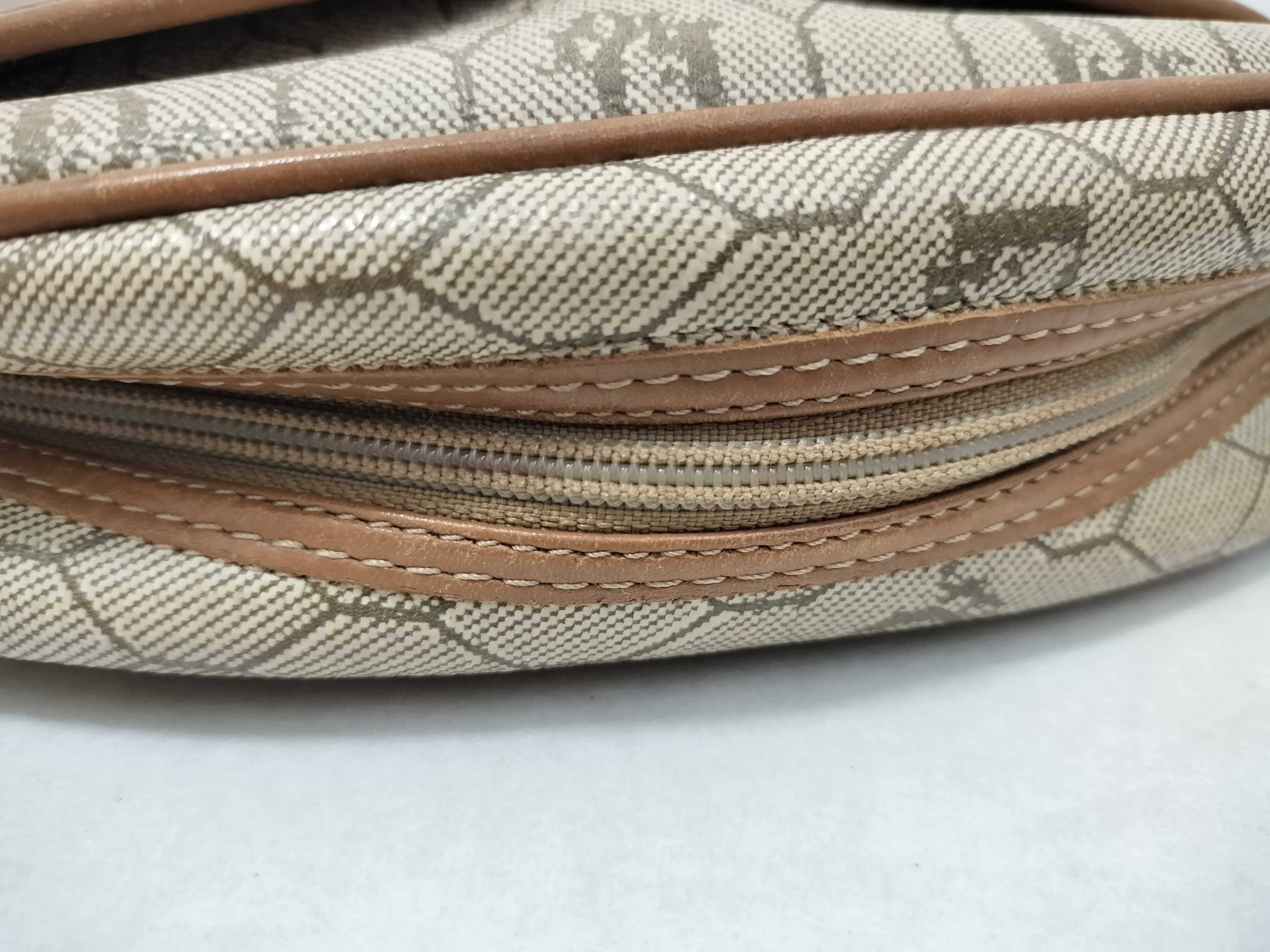 Honeycomb Pattern Shoulder Bag, Beige Canvas Leather Shoulder Bag — view 6