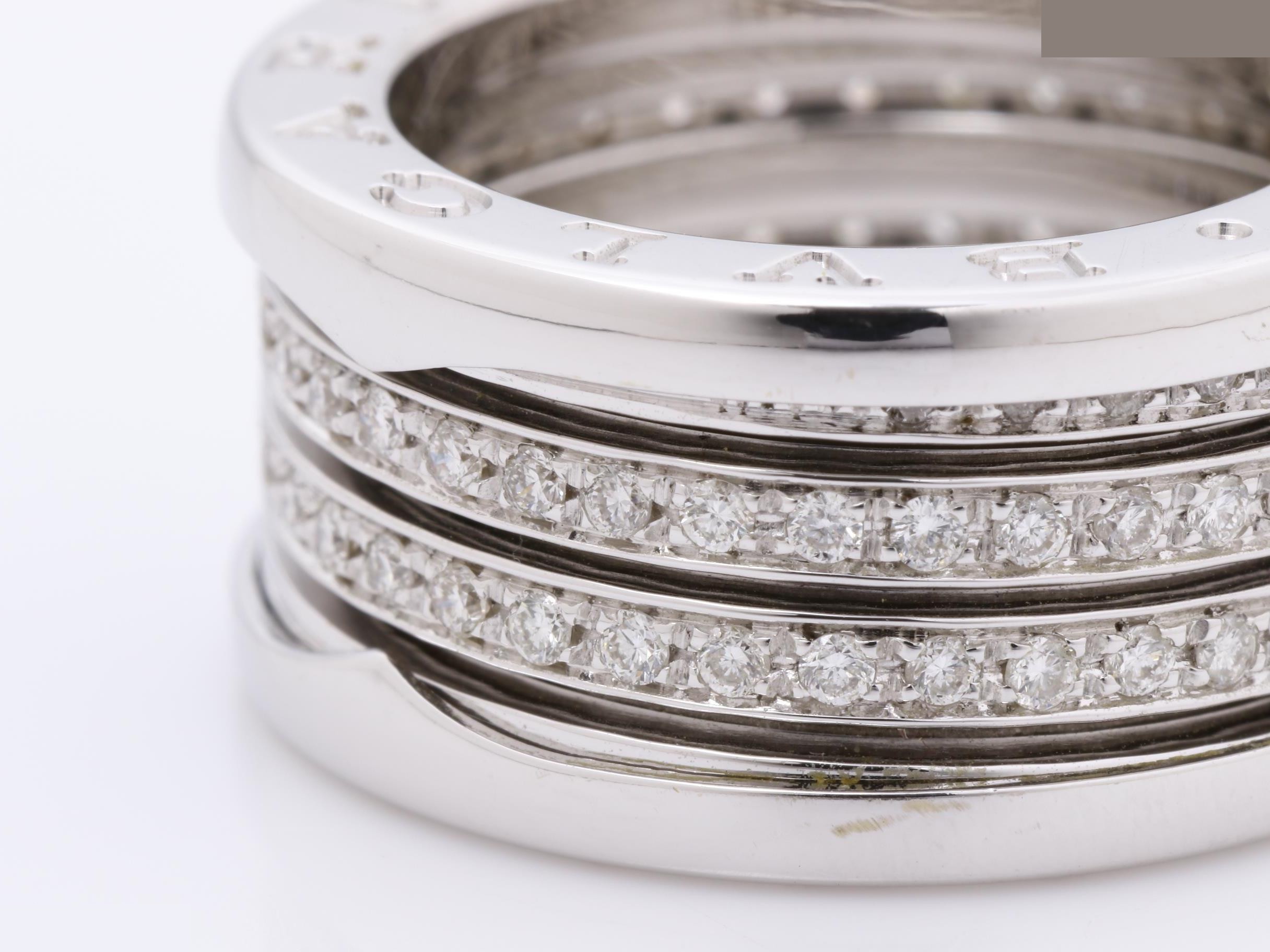 B.zero1 750WG 3-band watch with diamonds — view 3