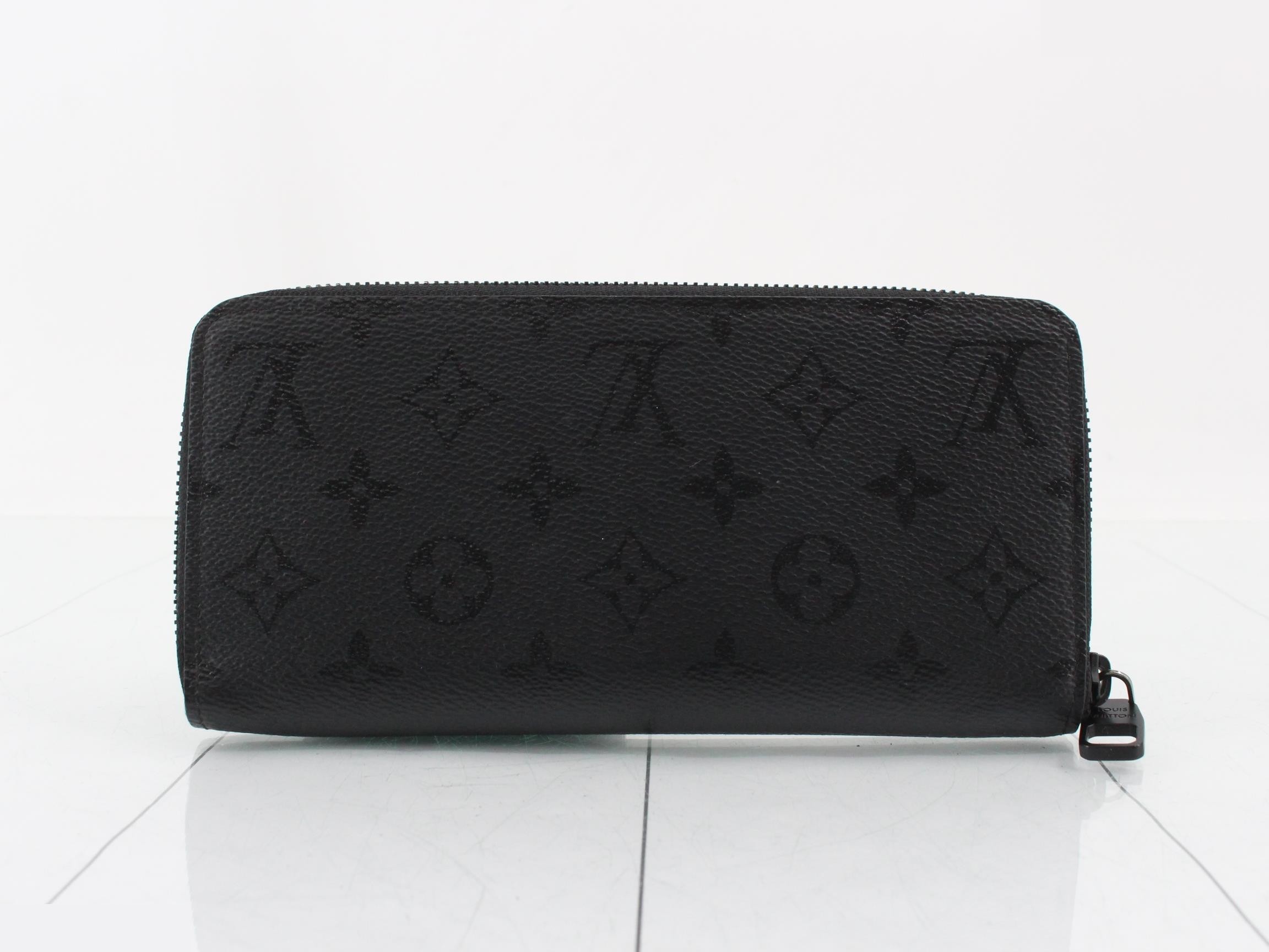 Monogram Midnight Zippy Wallet Horizontal — view 2