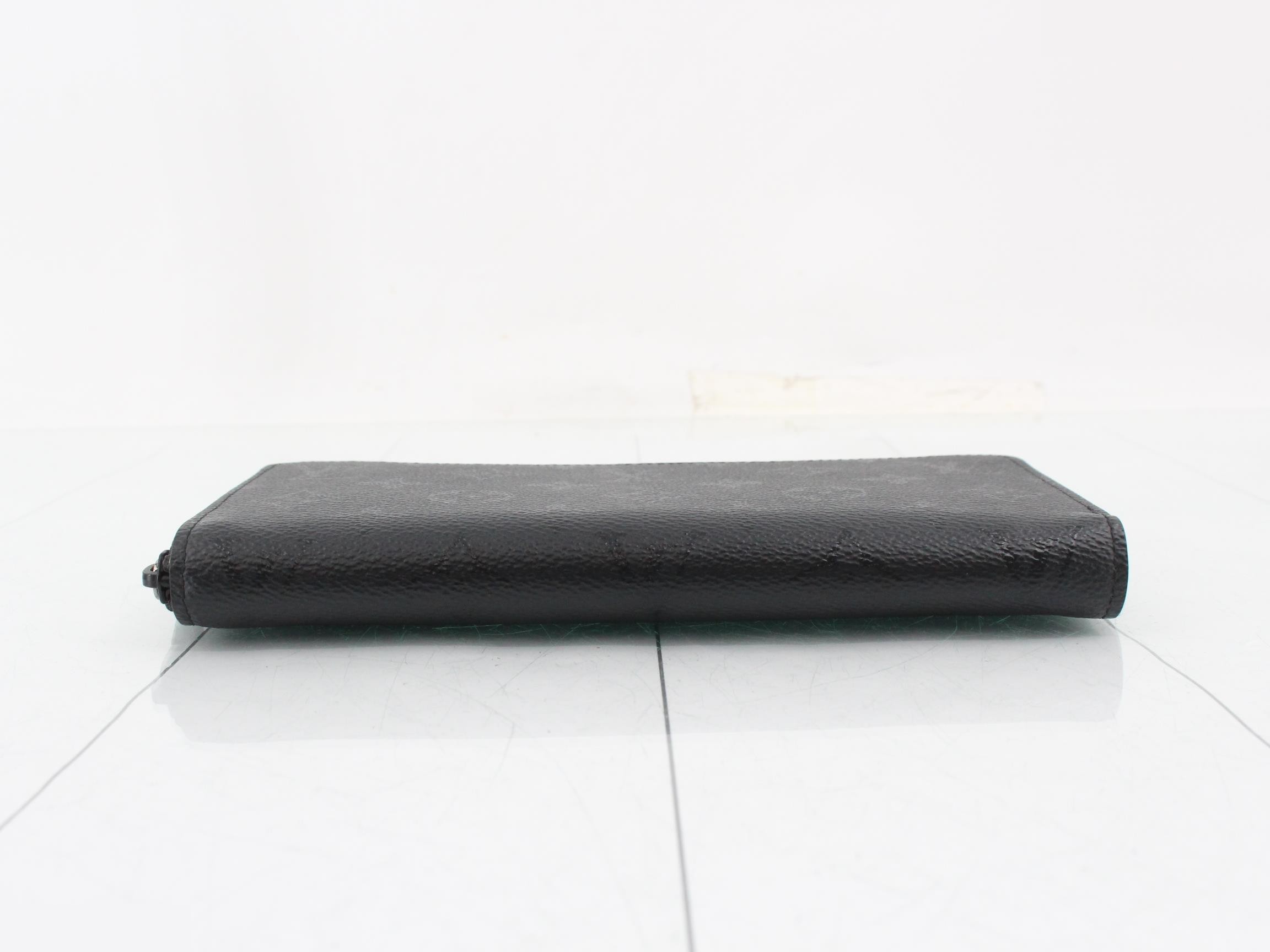 Monogram Midnight Zippy Wallet Horizontal — view 3