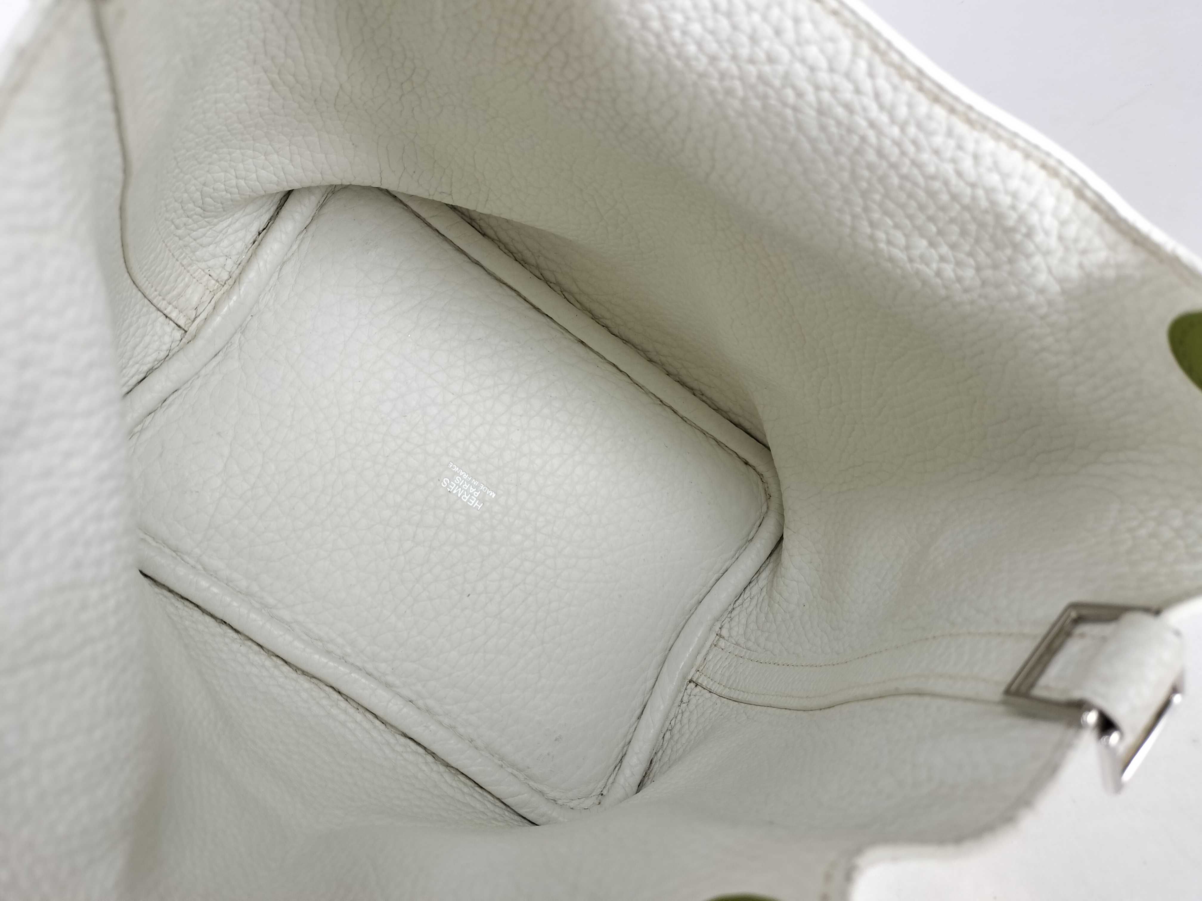 Picotin Eclat PM (White) Handbag — view 9